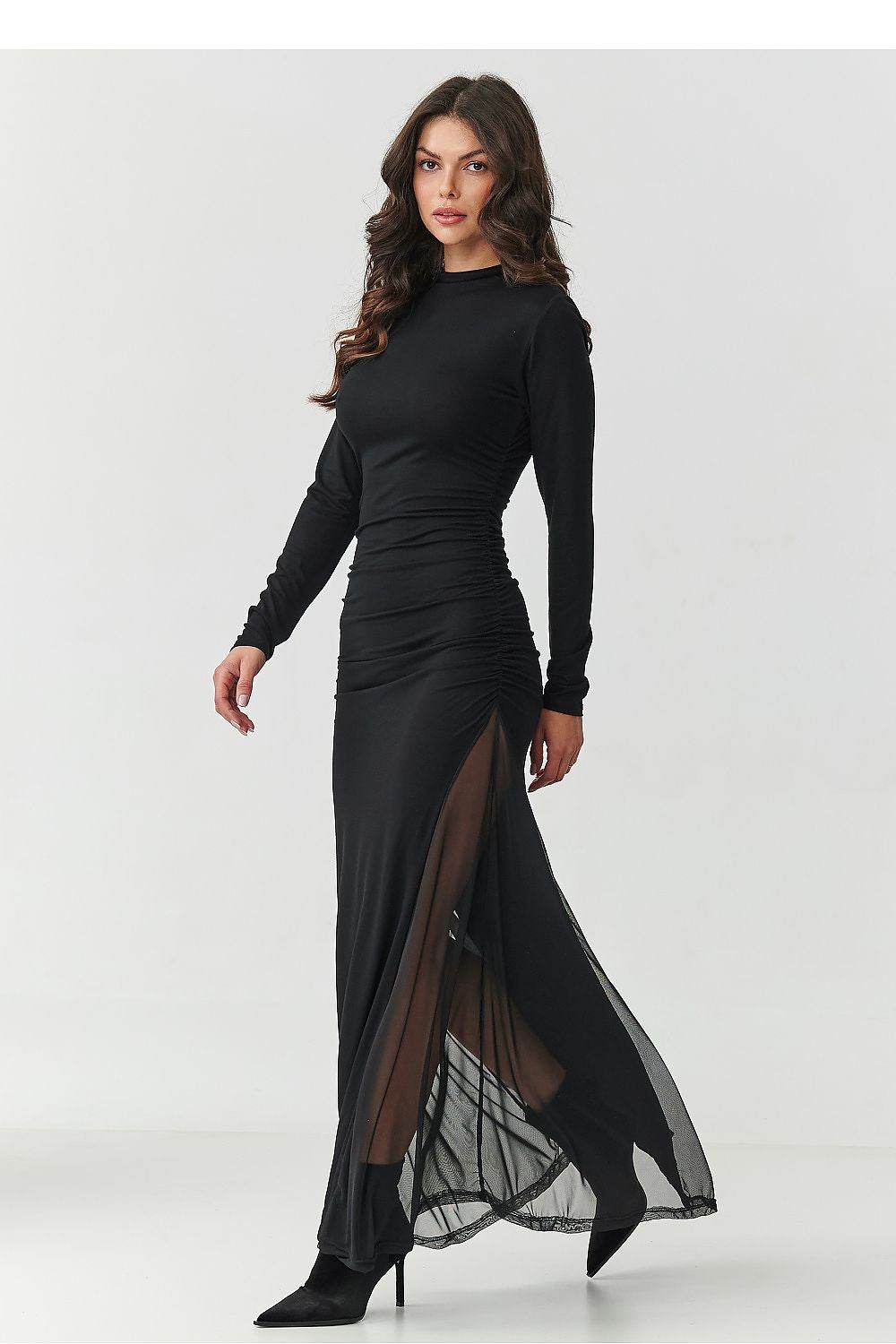 Langes Kleid Model 218109 Makadamia - Stay Covered