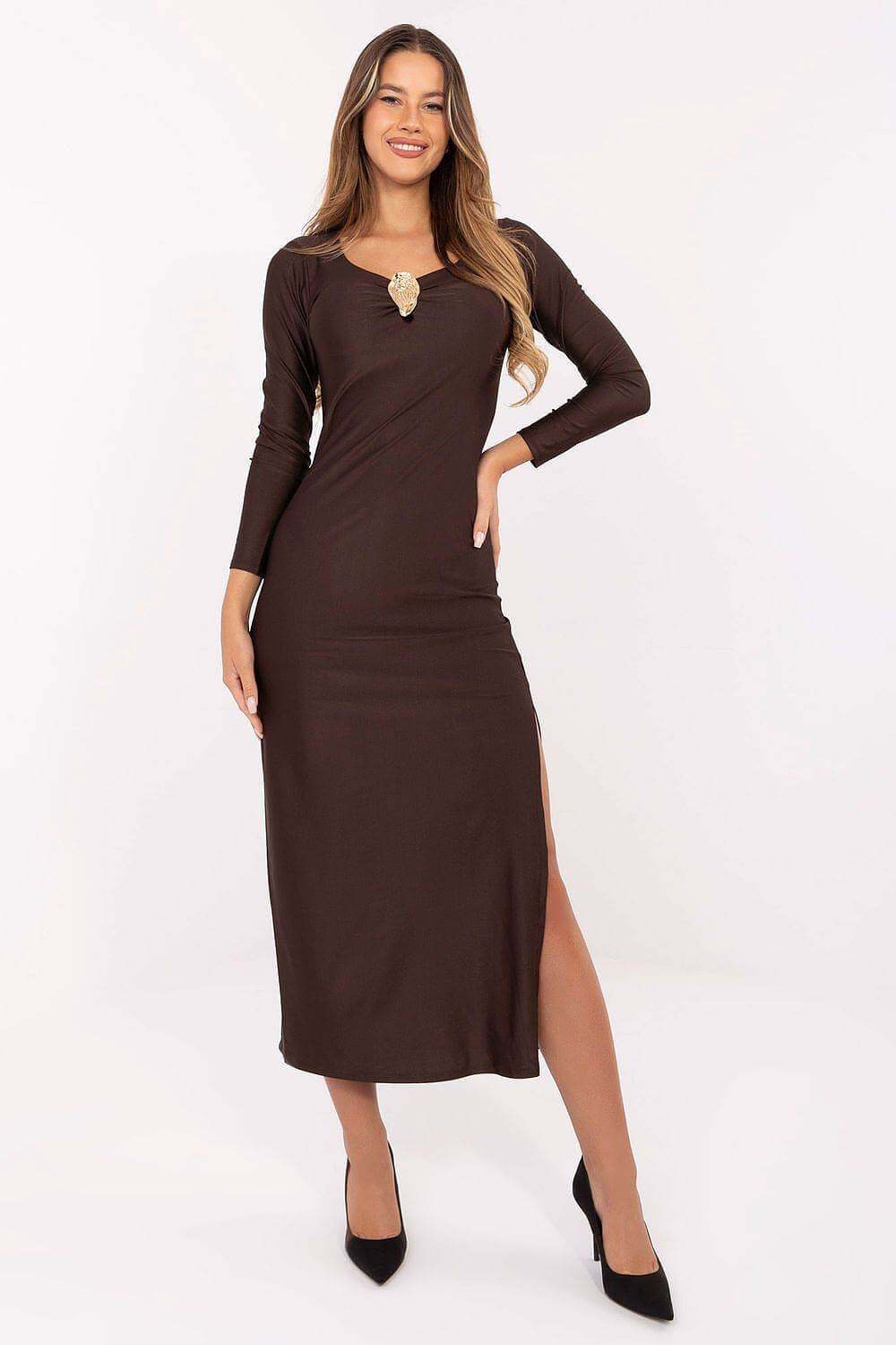 Entdecke Fair Fashion: Dein neues Abendkleid aus europäischer Handwerkskunst - Stay Covered