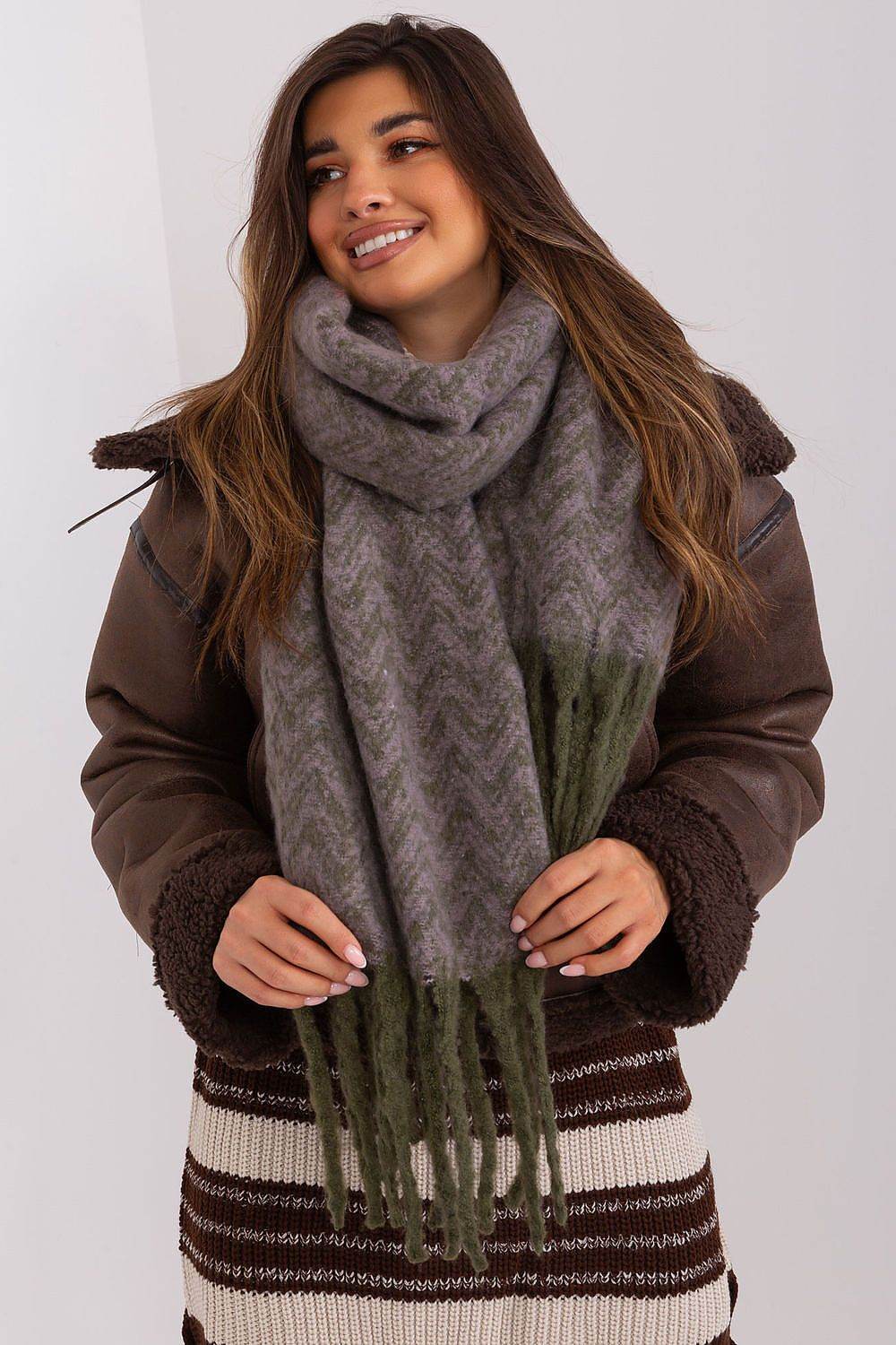 Schal Model 189231 AT - Stay Covered