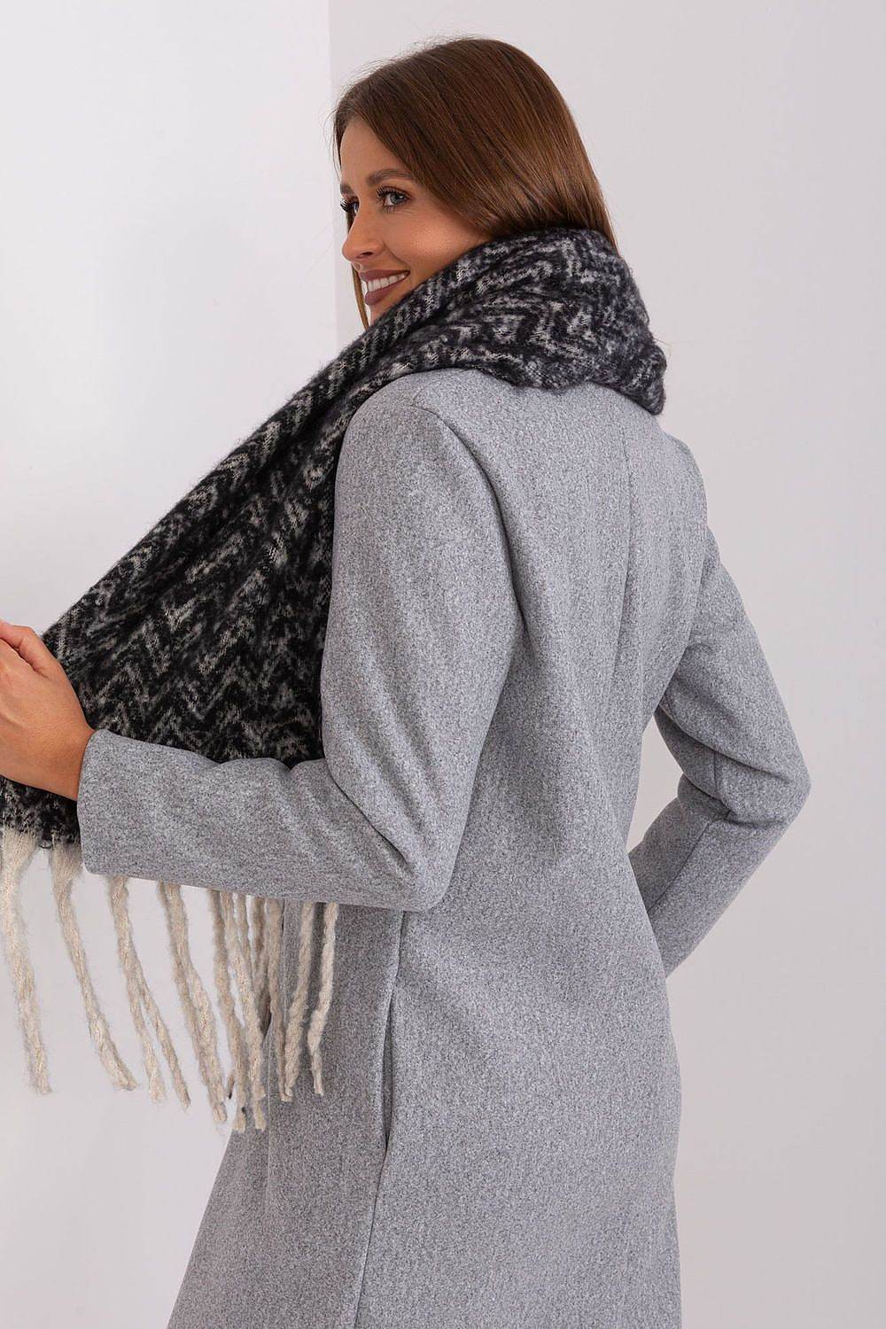 Schal Model 189231 AT - Stay Covered