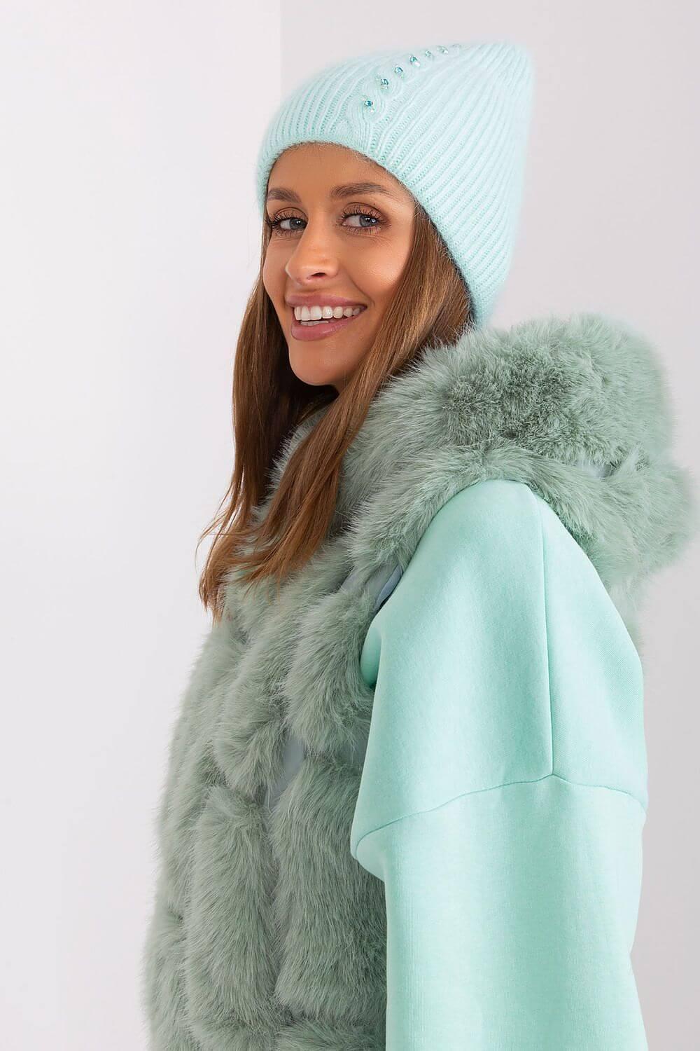 Mütze Model 189247 AT mit Flechtmuster - Stay Covered