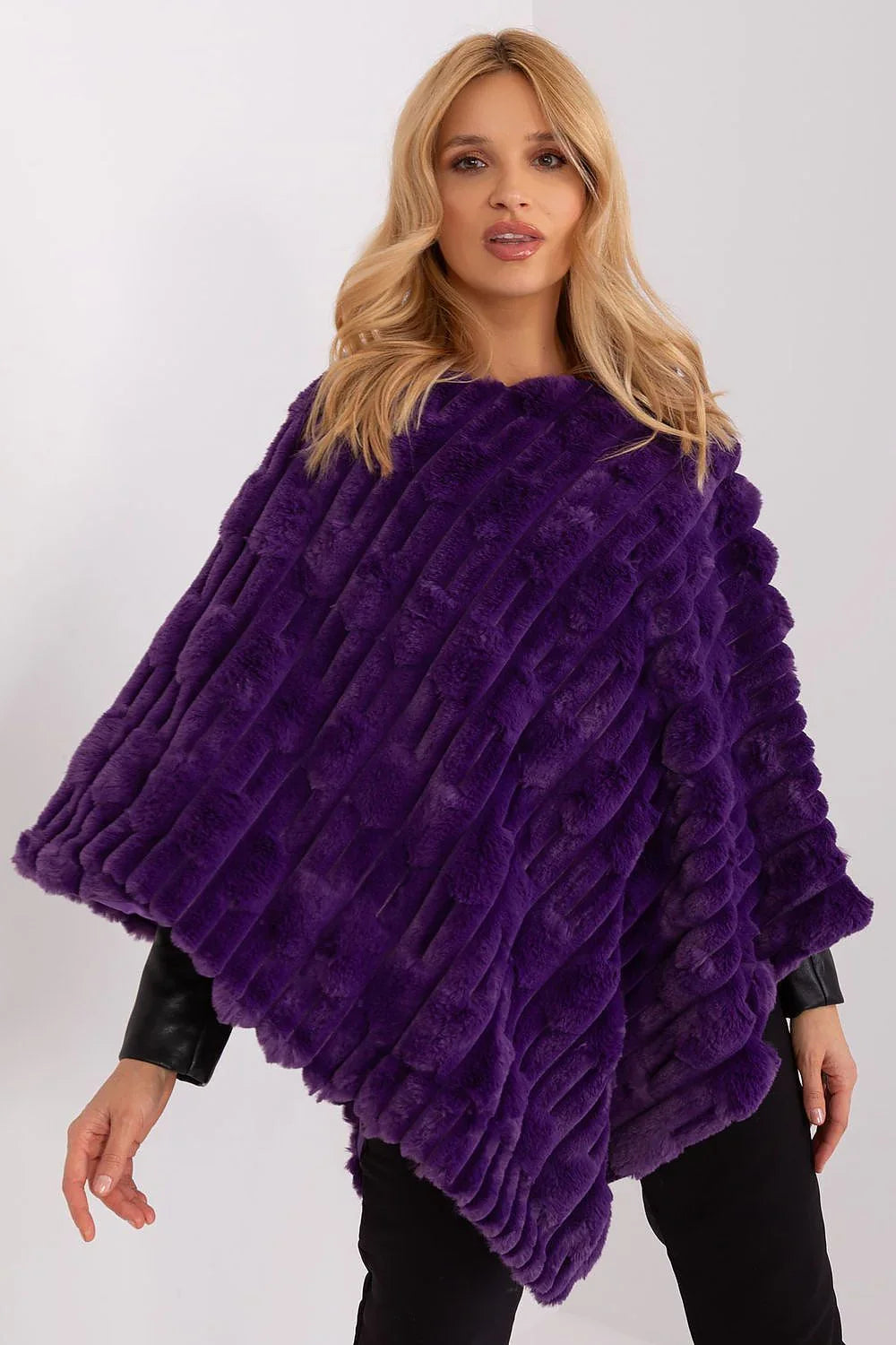 Poncho Model 190855 AT - Stay Covered
