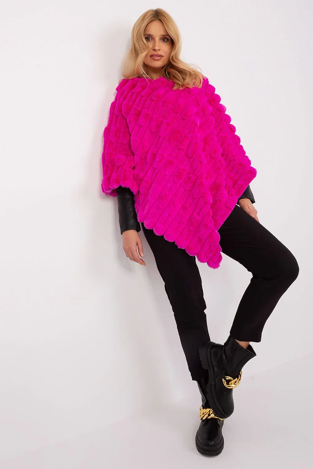 Poncho Model 190855 AT - Stay Covered