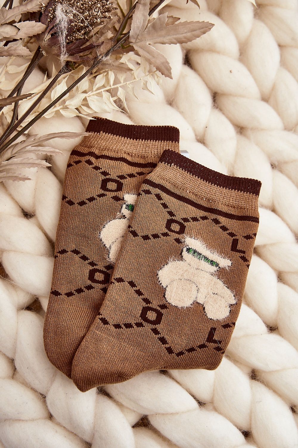 Teddy Kuschelsocken Damen – Warme Wintersocken mit Aufnäher | staycovered.de