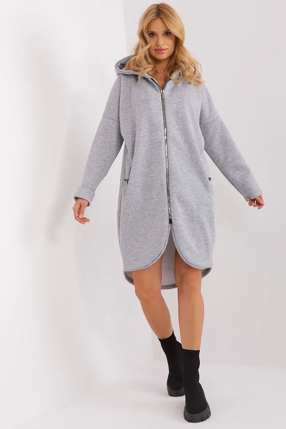 Sweater Model 191263 Relevance - Stay Covered