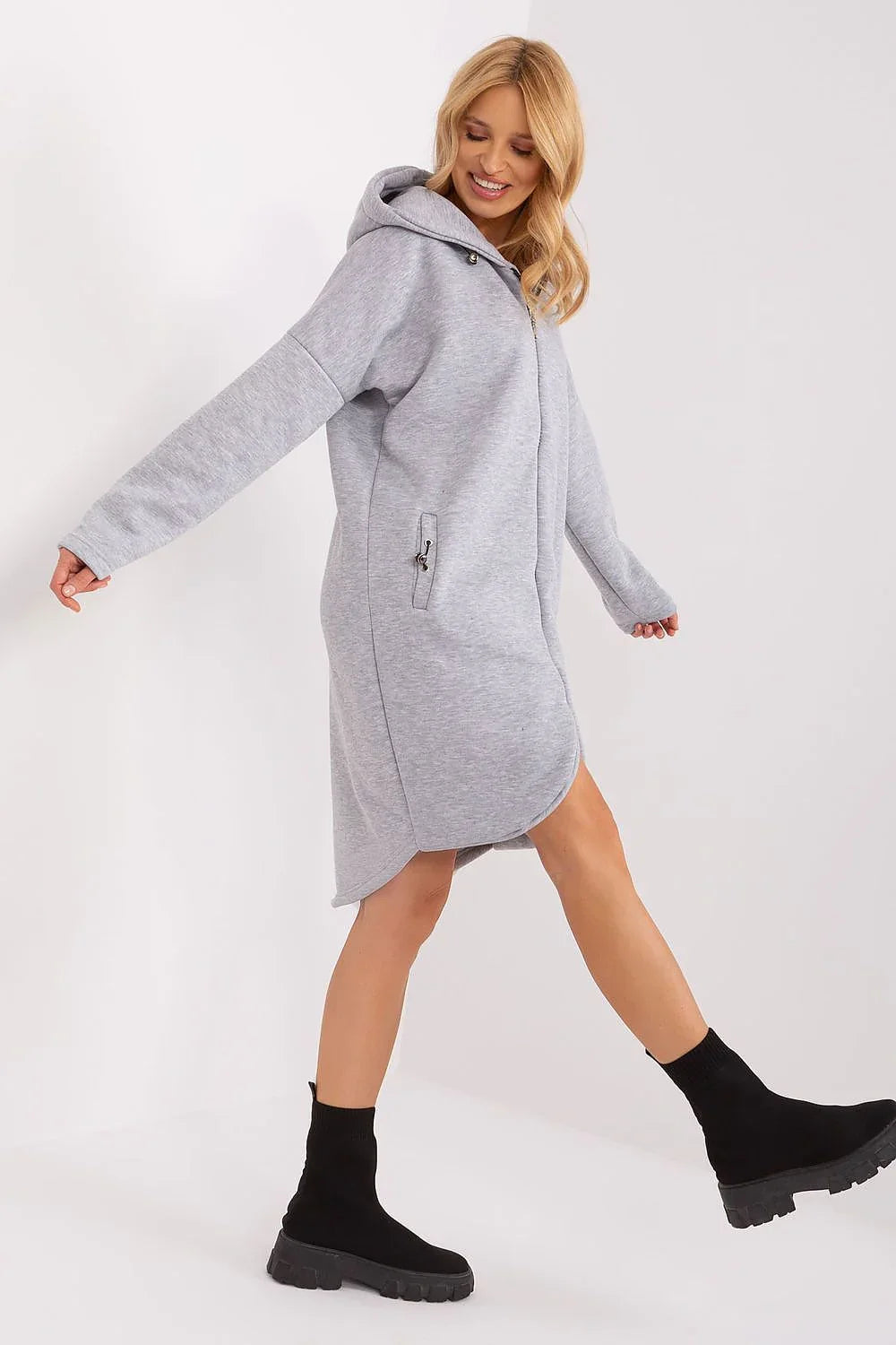 Sweater Model 191263 Relevance - Stay Covered