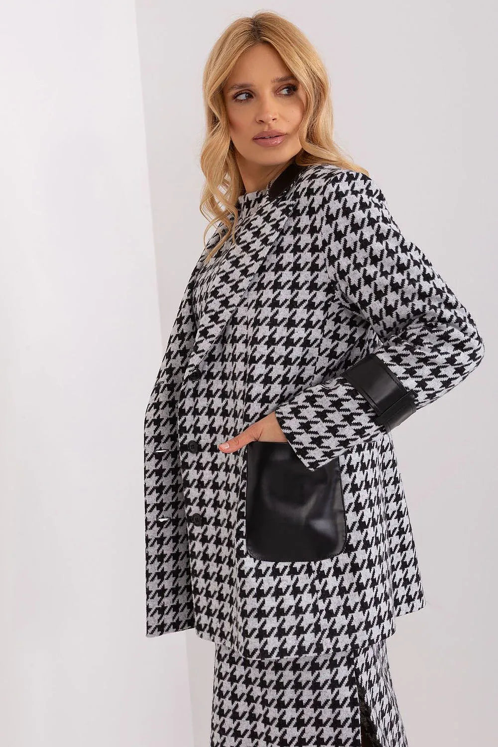 Sakko Model 191572 Lakerta - Stay Covered