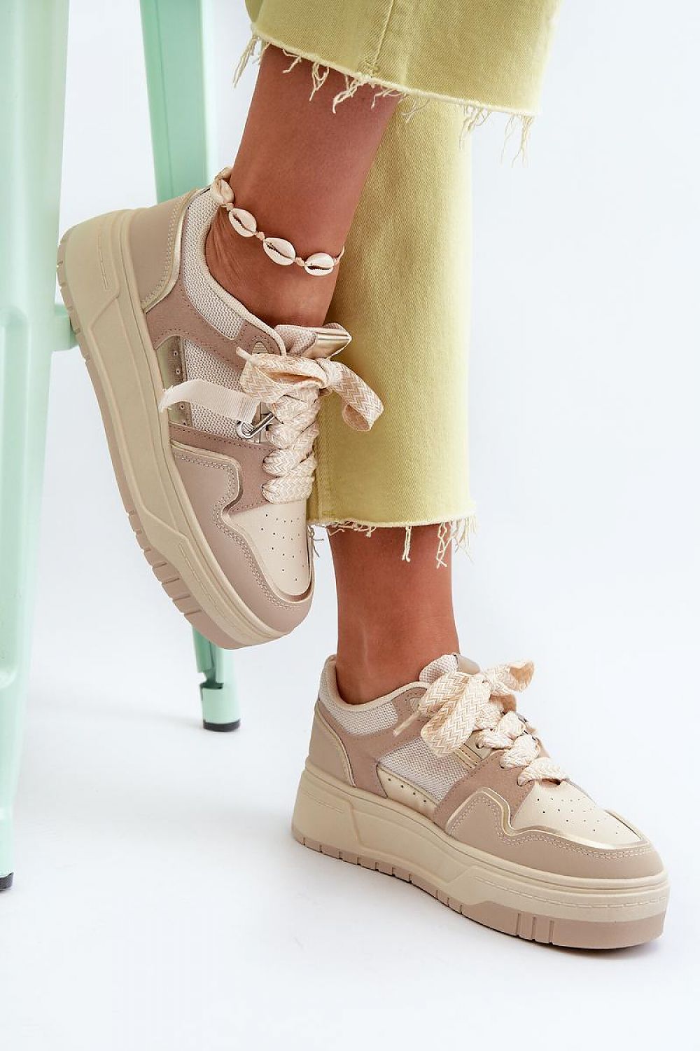  Sportliche Schuhe auf Plattform model 196356 Step in style 