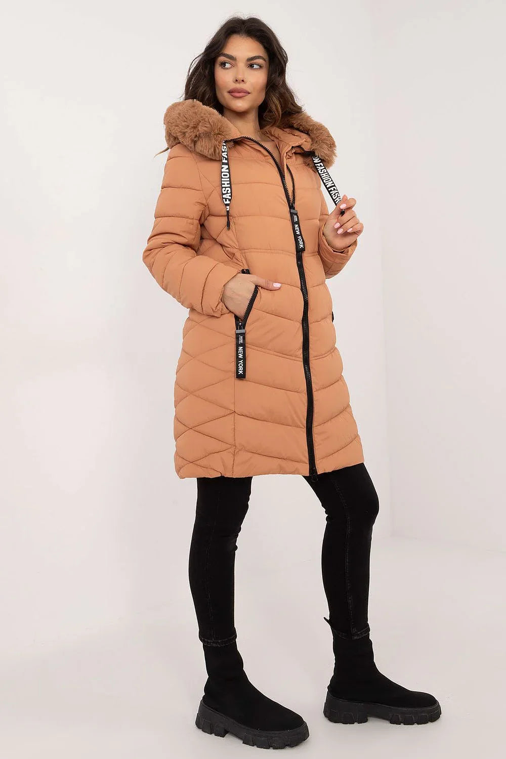 Jacke Model 202555 Factory Price - Stay Covered