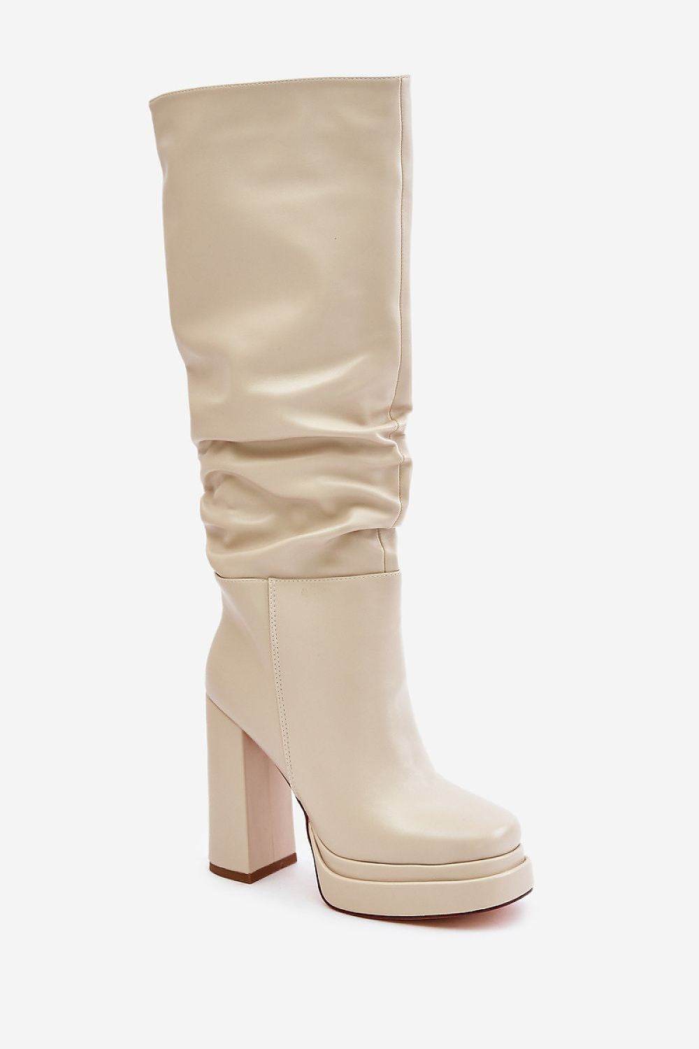 Stiefel mit Absätzen Model 202603 Step in style - Stay Covered