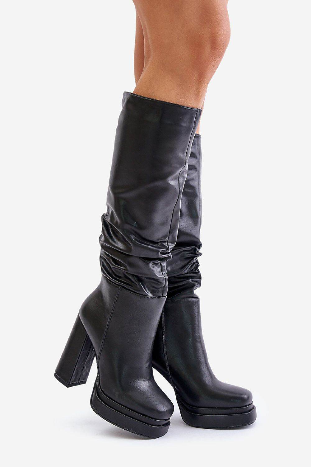 Stiefel mit Absätzen Model 202603 Step in style - Stay Covered