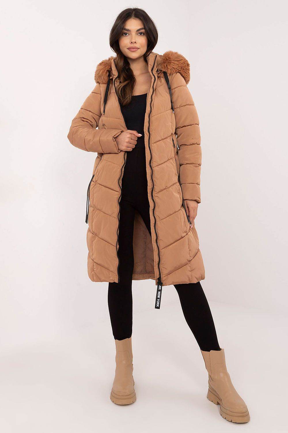 Jacke Model 203081 Factory Price - Stay Covered