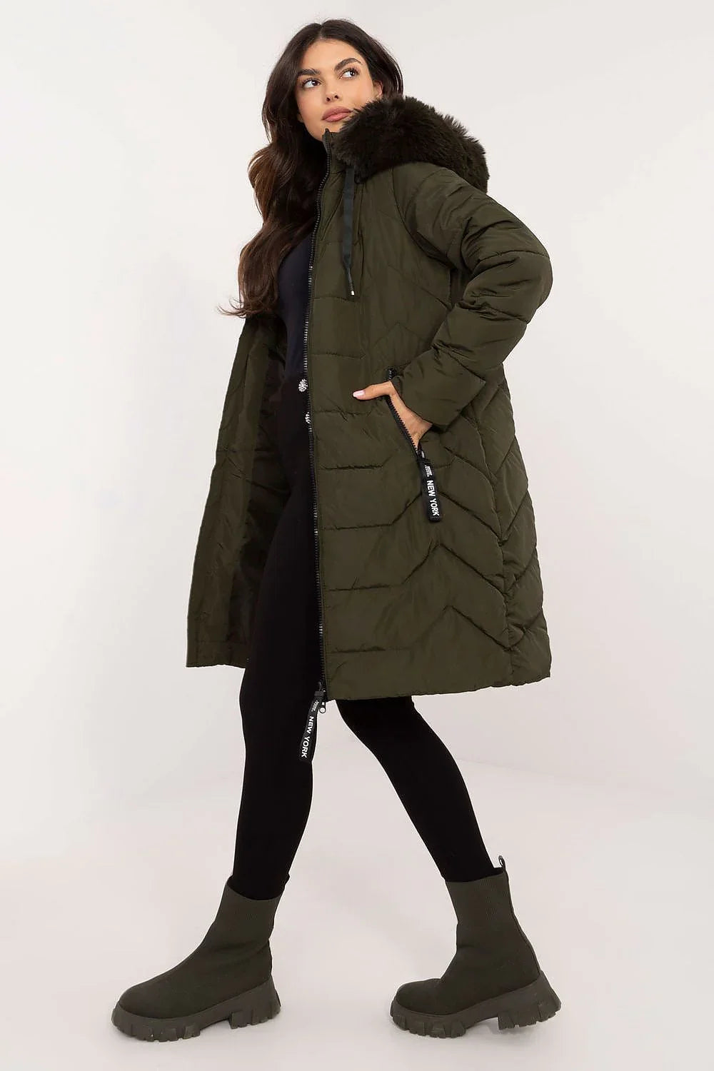 Jacke Model 203085 Factory Price - Stay Covered