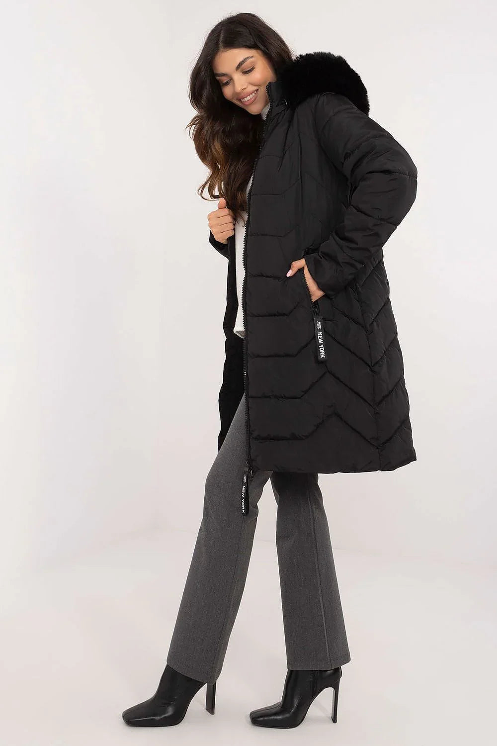 Jacke Model 203085 Factory Price - Stay Covered