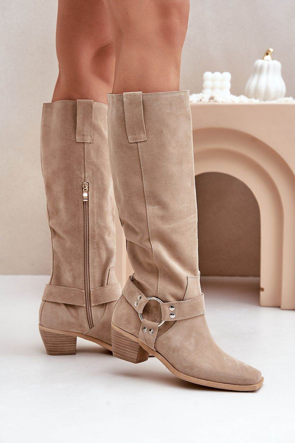 Stiefel mit Absätzen Model 203900 Step in style - Stay Covered