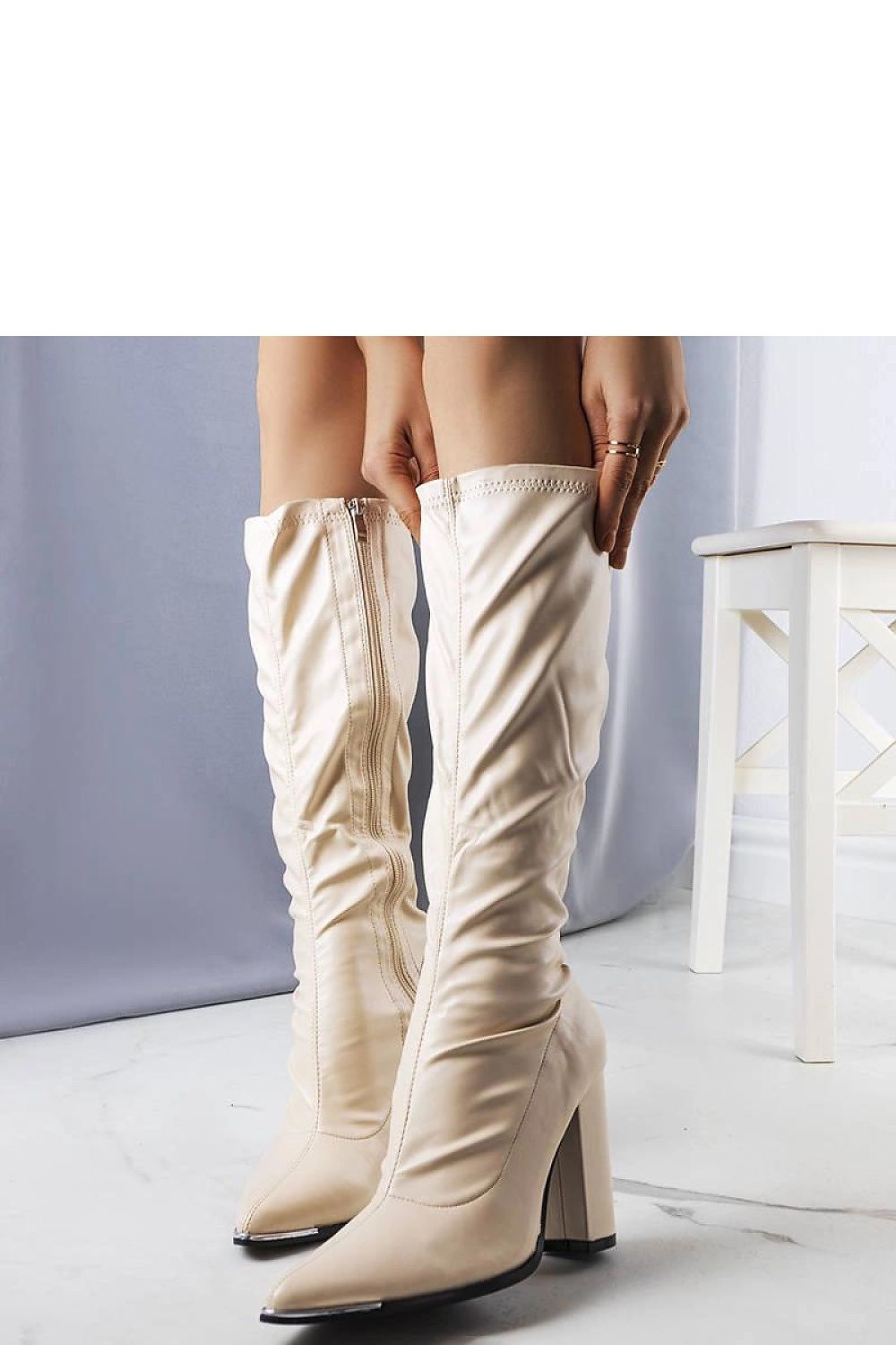 Stiefel mit Absätzen Model 204775 Solea