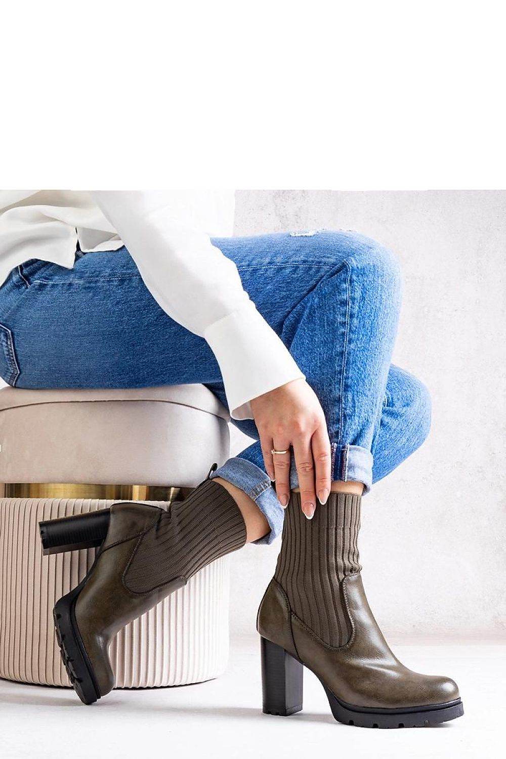 Stiefeletten mit Absatz Model 205041 Solea - Stay Covered