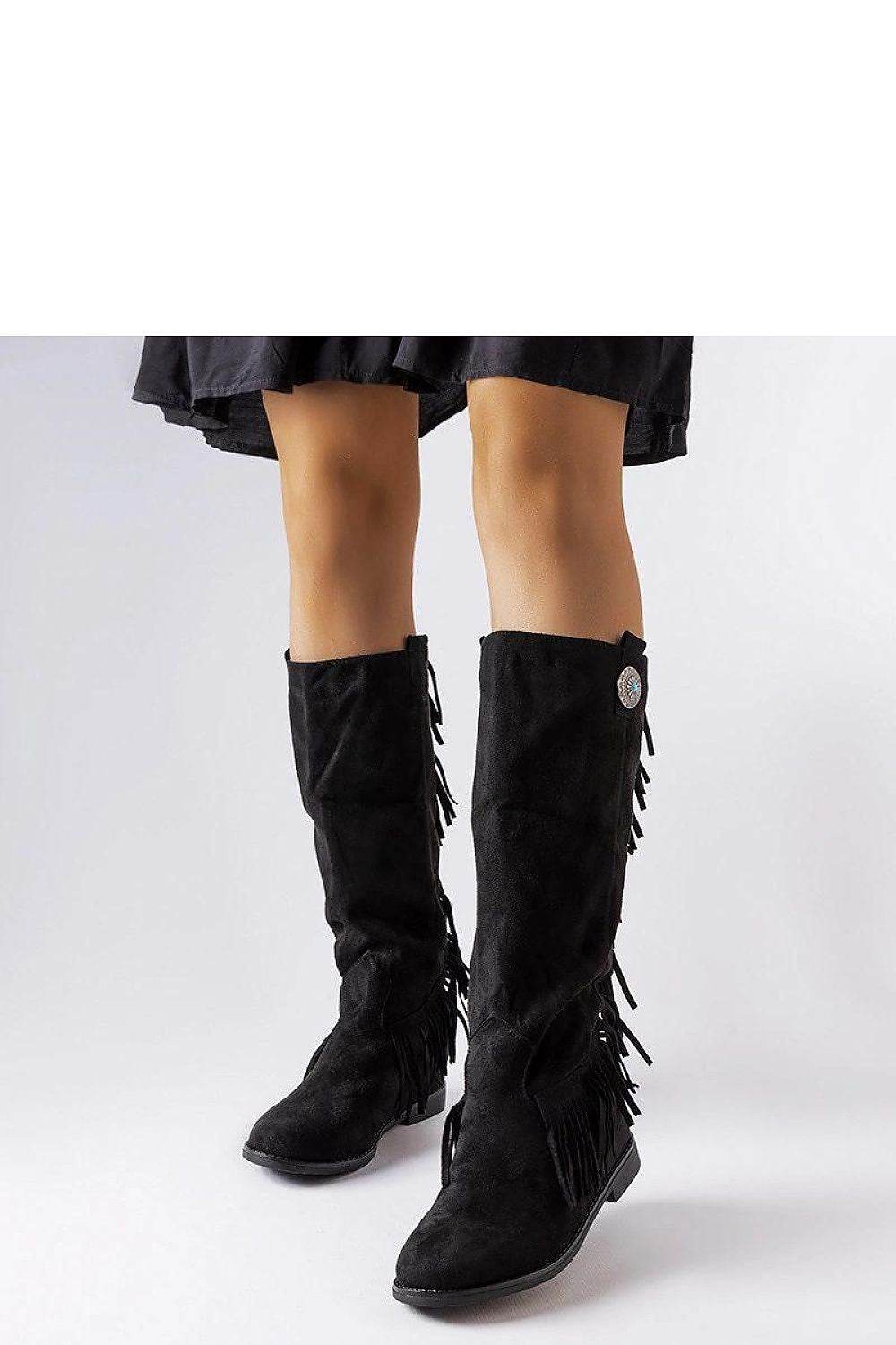 Plateau-Stiefel Model 205872 Solea - Stay Covered