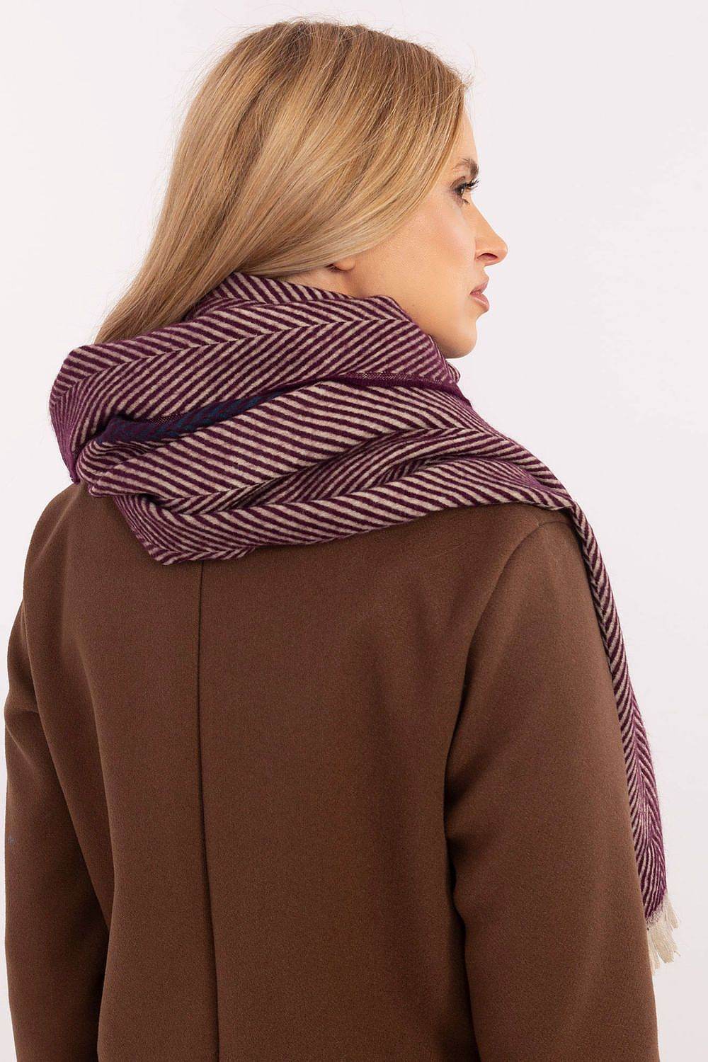 Schal Model 206037 AT - Stay Covered