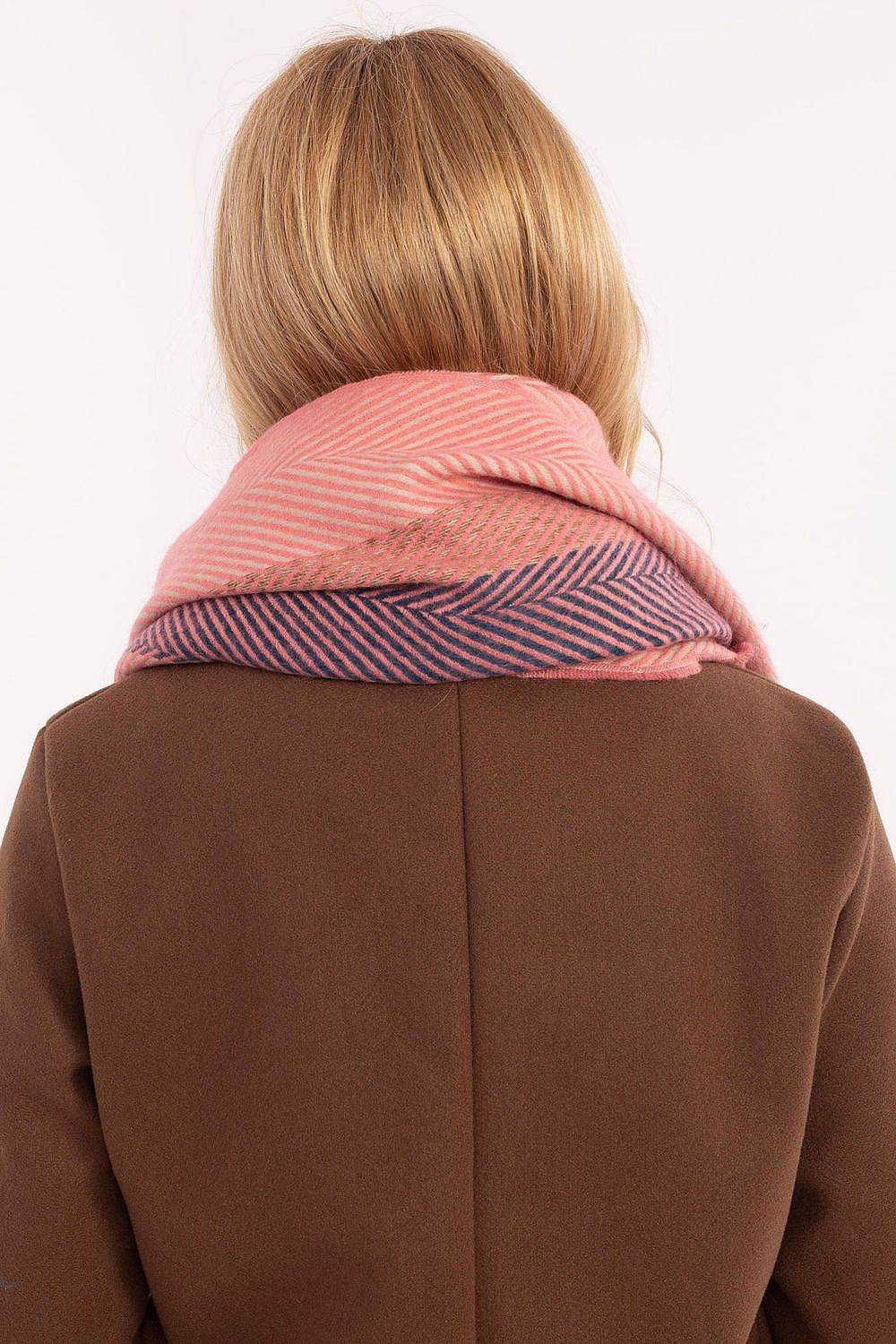 Schal Model 206037 AT - Stay Covered