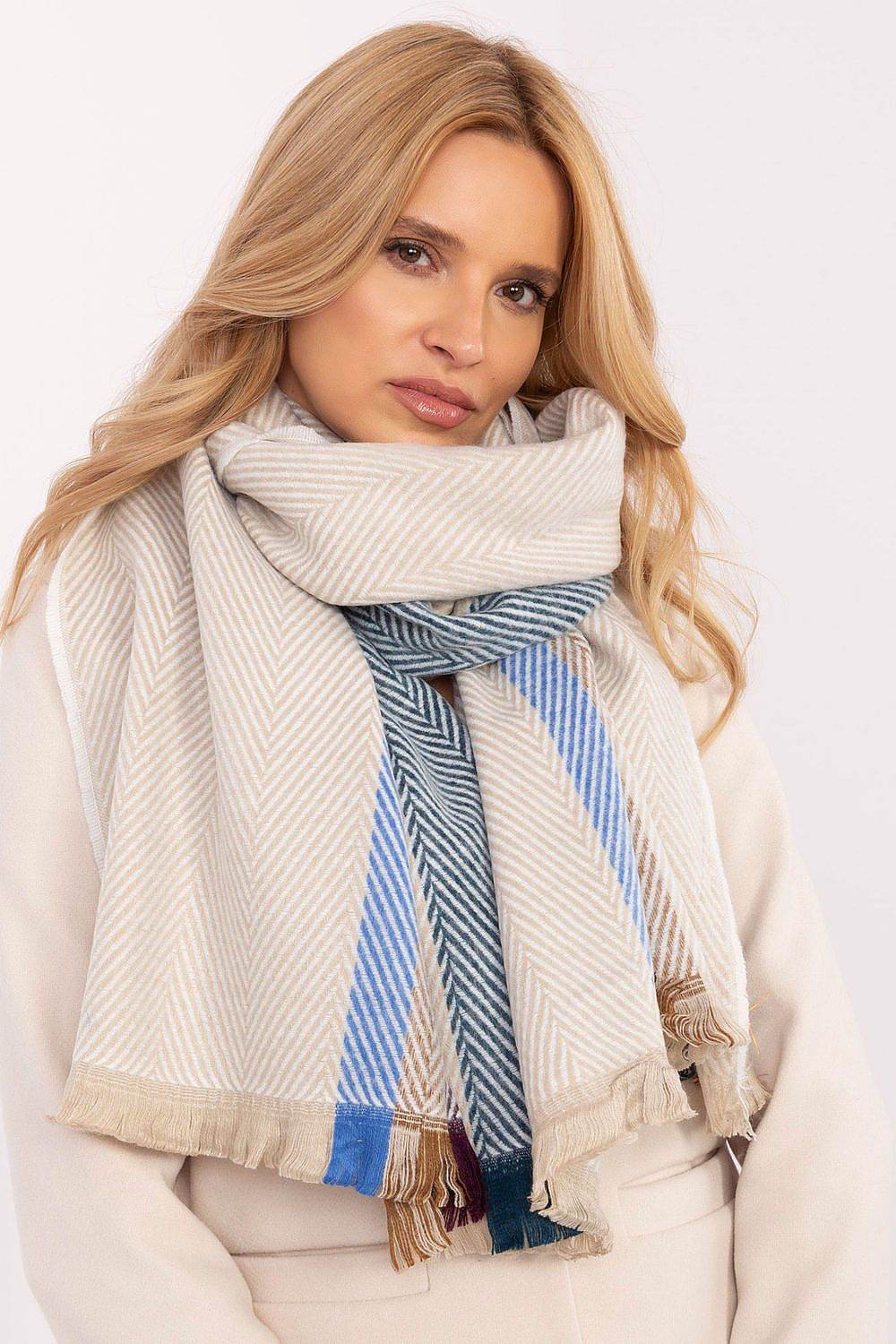 Schal Model 206037 AT - Stay Covered