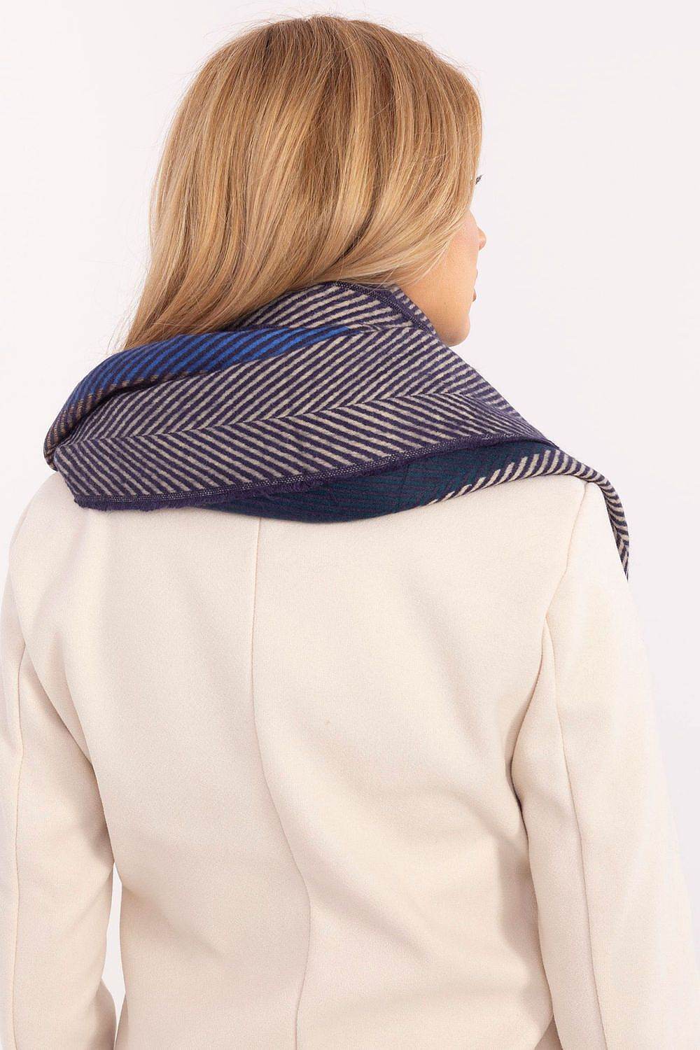 Schal Model 206037 AT - Stay Covered