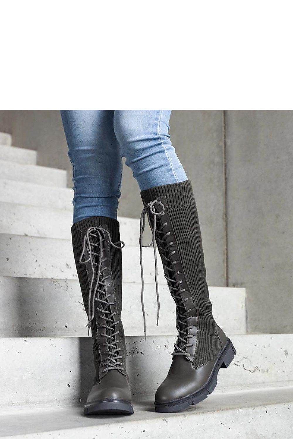 Stiefel Model 206435 Solea - Stay Covered