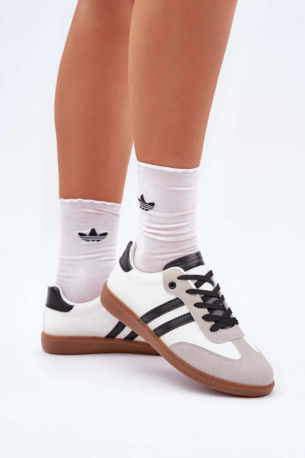 Sneakers Model 206795 Step in style - Stay Covered