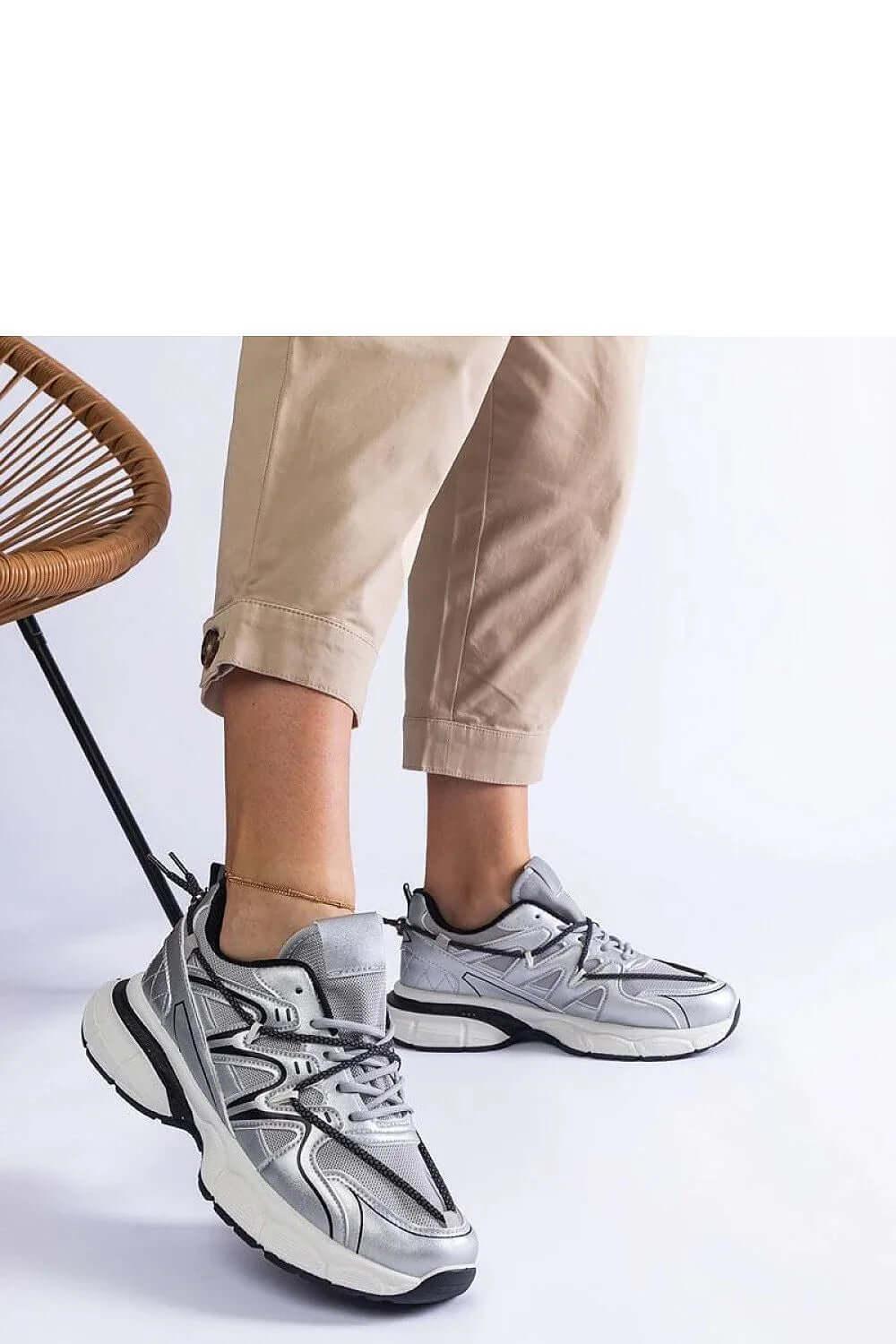 Sneakers Model 207124 Solea - Stay Covered - Stay Covered