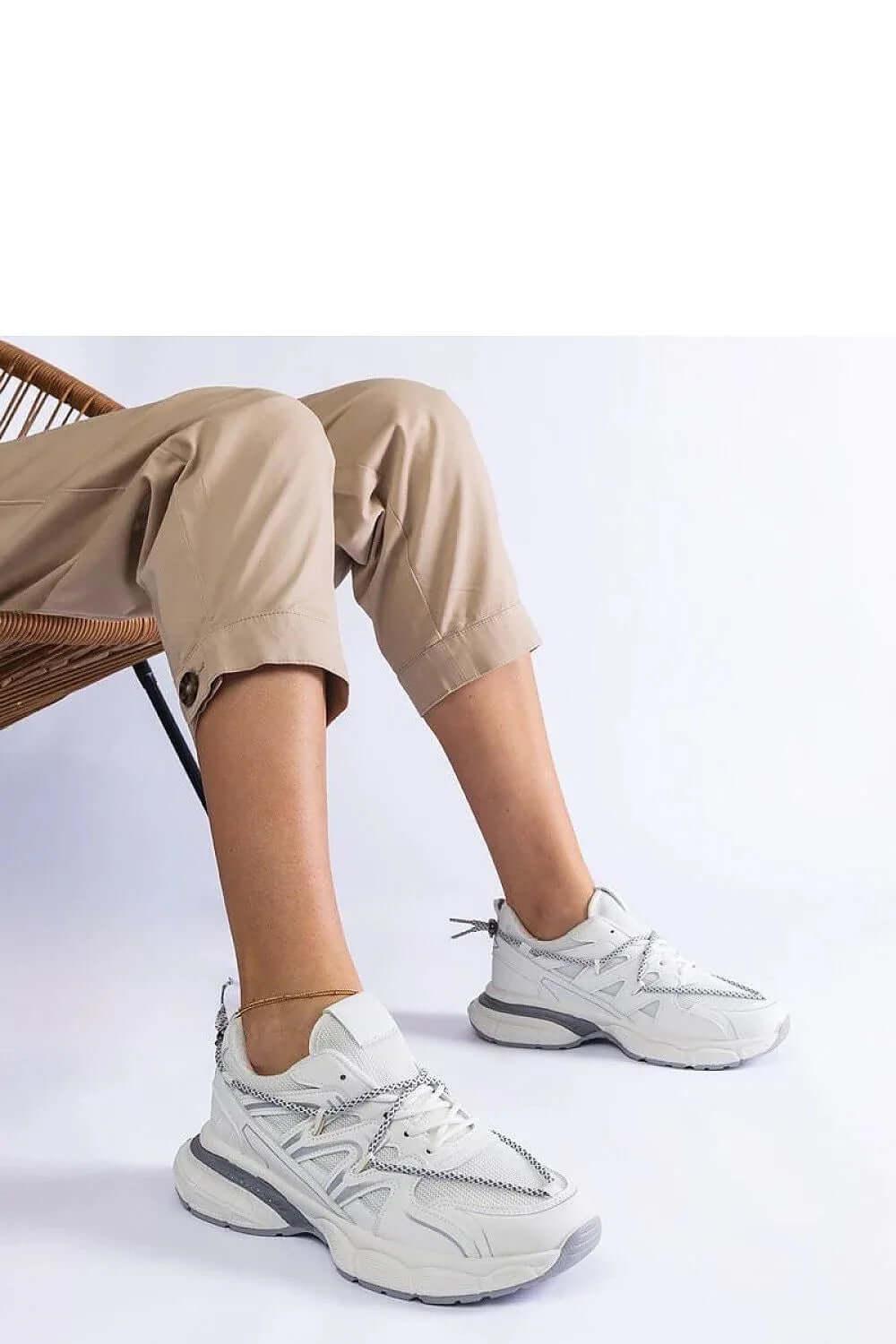 Sneakers Model 207124 Solea - Stay Covered - Stay Covered