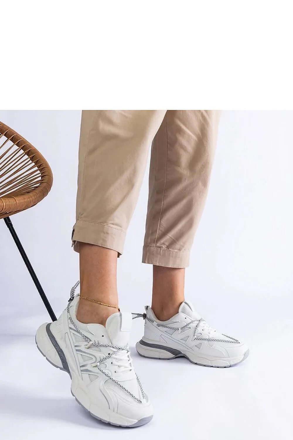 Sneakers Model 207124 Solea - Stay Covered - Stay Covered