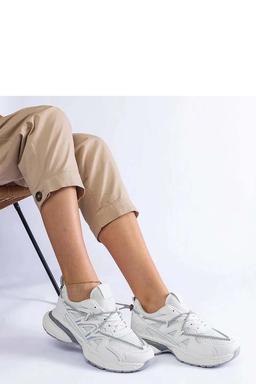 Sneakers Model 207124 Solea - Stay Covered - Stay Covered