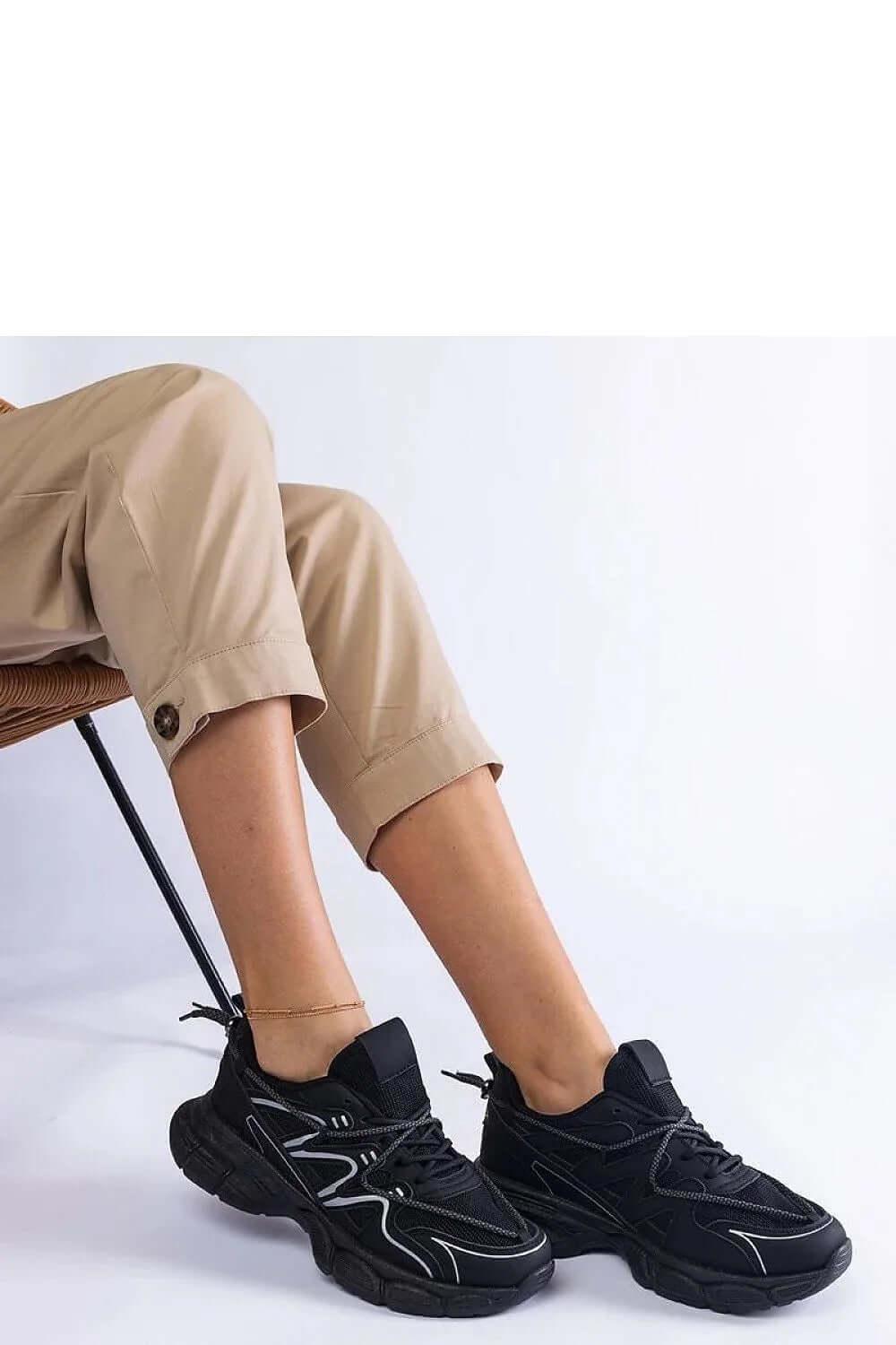 Sneakers Model 207124 Solea - Stay Covered - Stay Covered