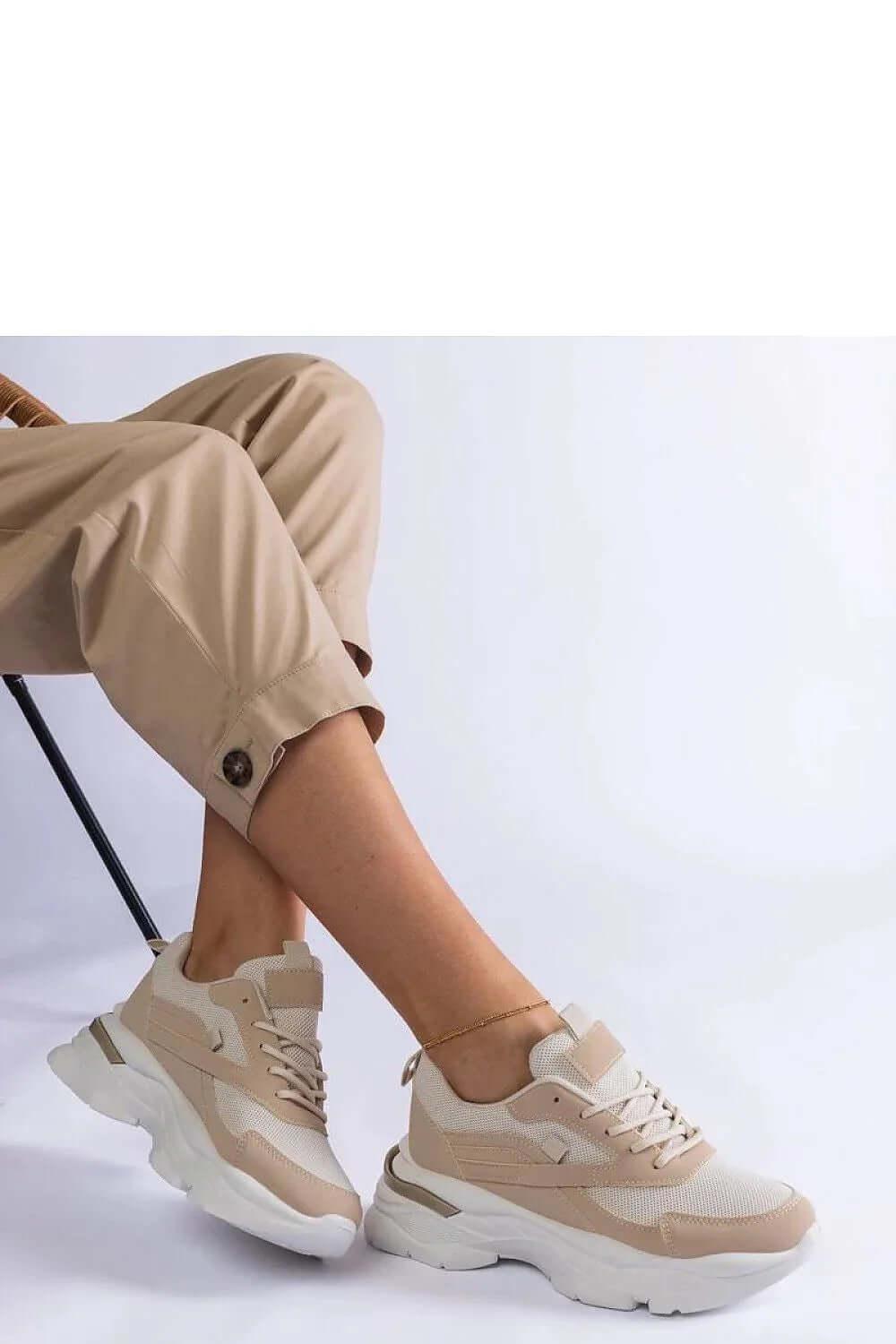 Sneakers Model 207132 Solea mit weißer Sohle - Stay Covered