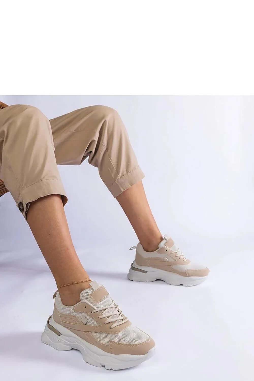 Sneakers Model 207132 Solea mit weißer Sohle - Stay Covered