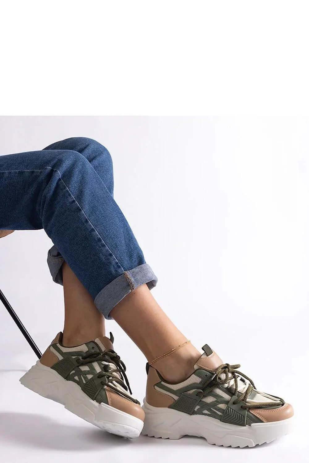 Sneakers Model 207155 Solea mit robuster Sohle - Stay Covered