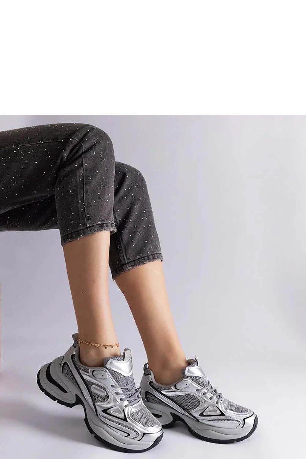 Sneakers Model 207130 Solea - Stay Covered - Stay Covered