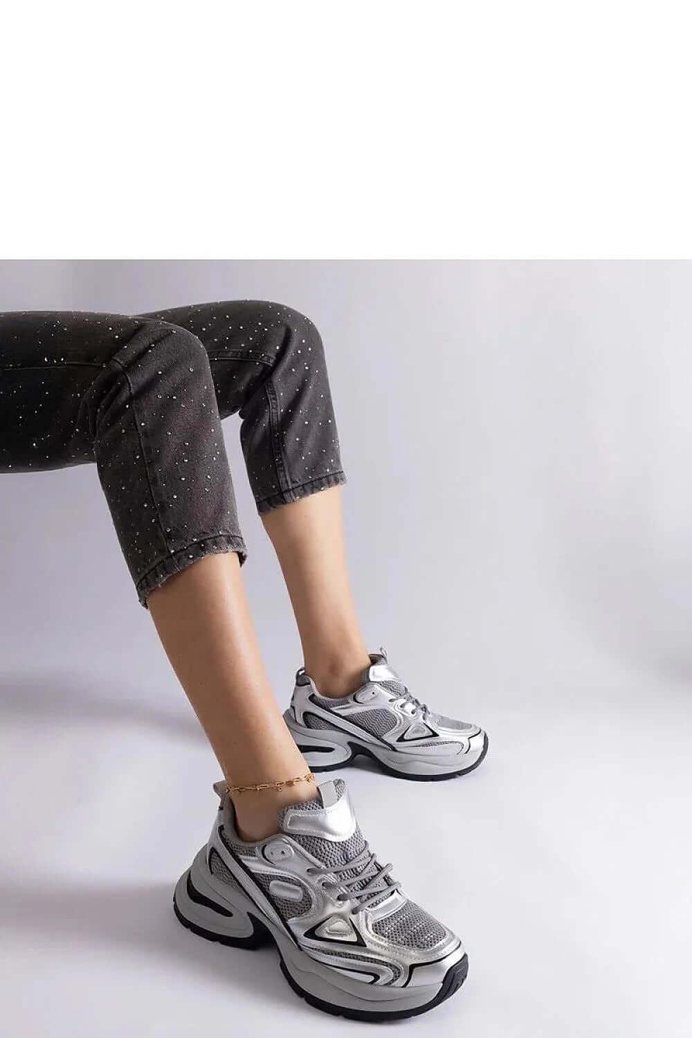 Sneakers Model 207130 Solea - Stay Covered - Stay Covered