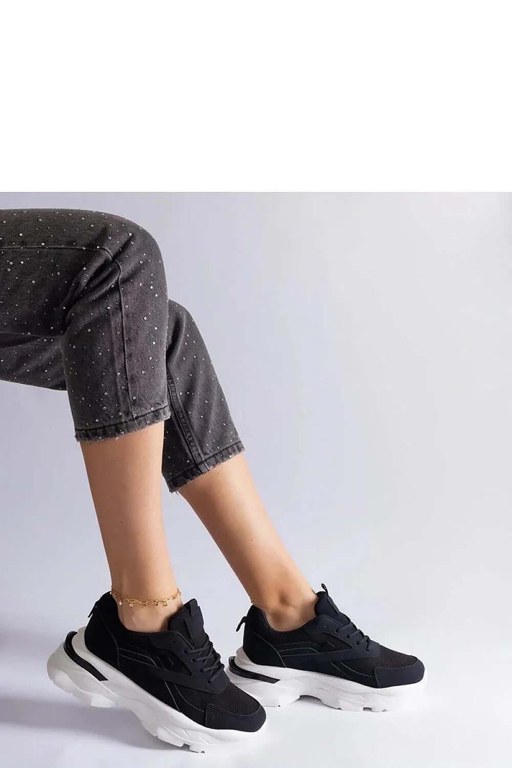 Sneakers Model 207132 Solea mit weißer Sohle - Stay Covered