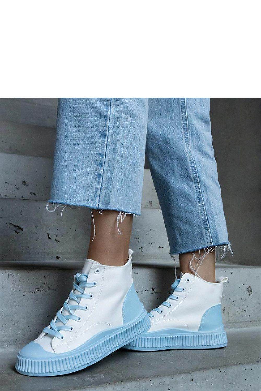 Sneakers Model 207205 Solea - Stay Covered