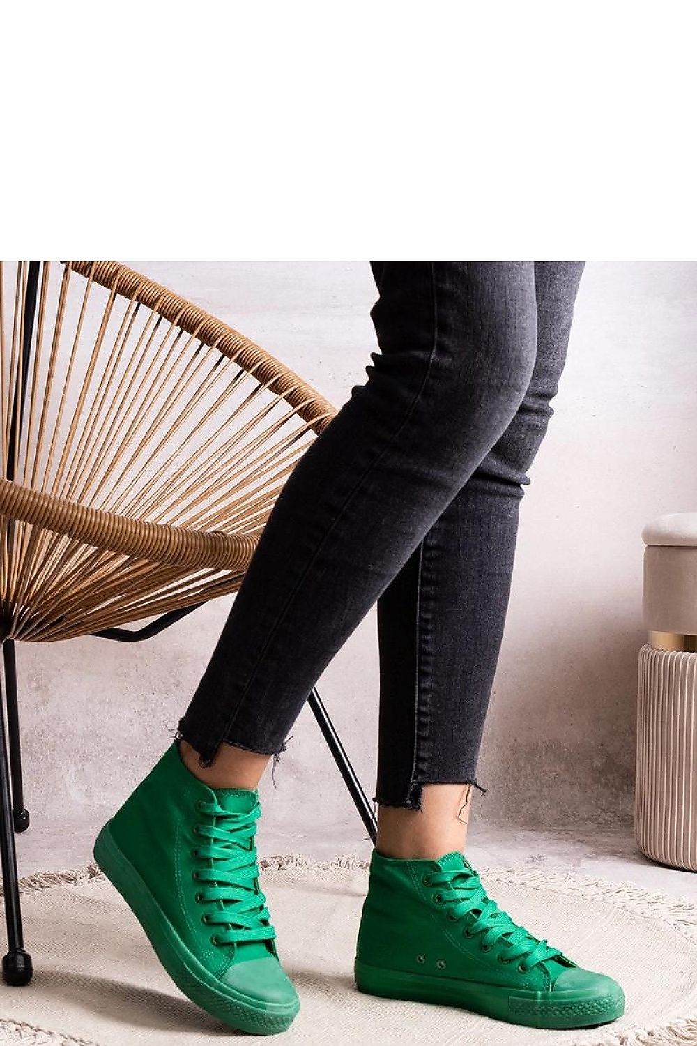 Sneakers Model 207214 Solea - Stay Covered