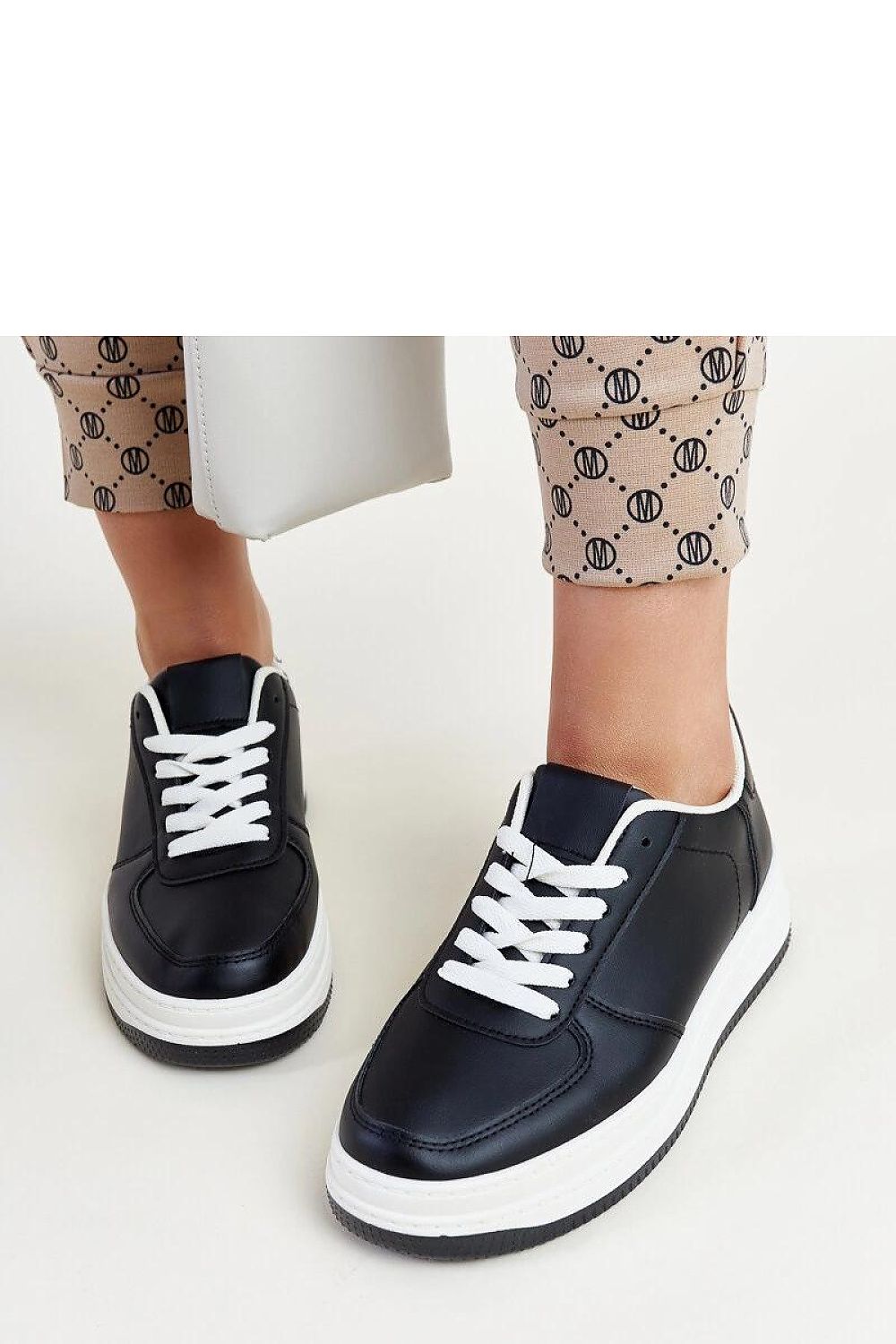  Sportliche Schuhe auf Plattform model 207402 Solea 