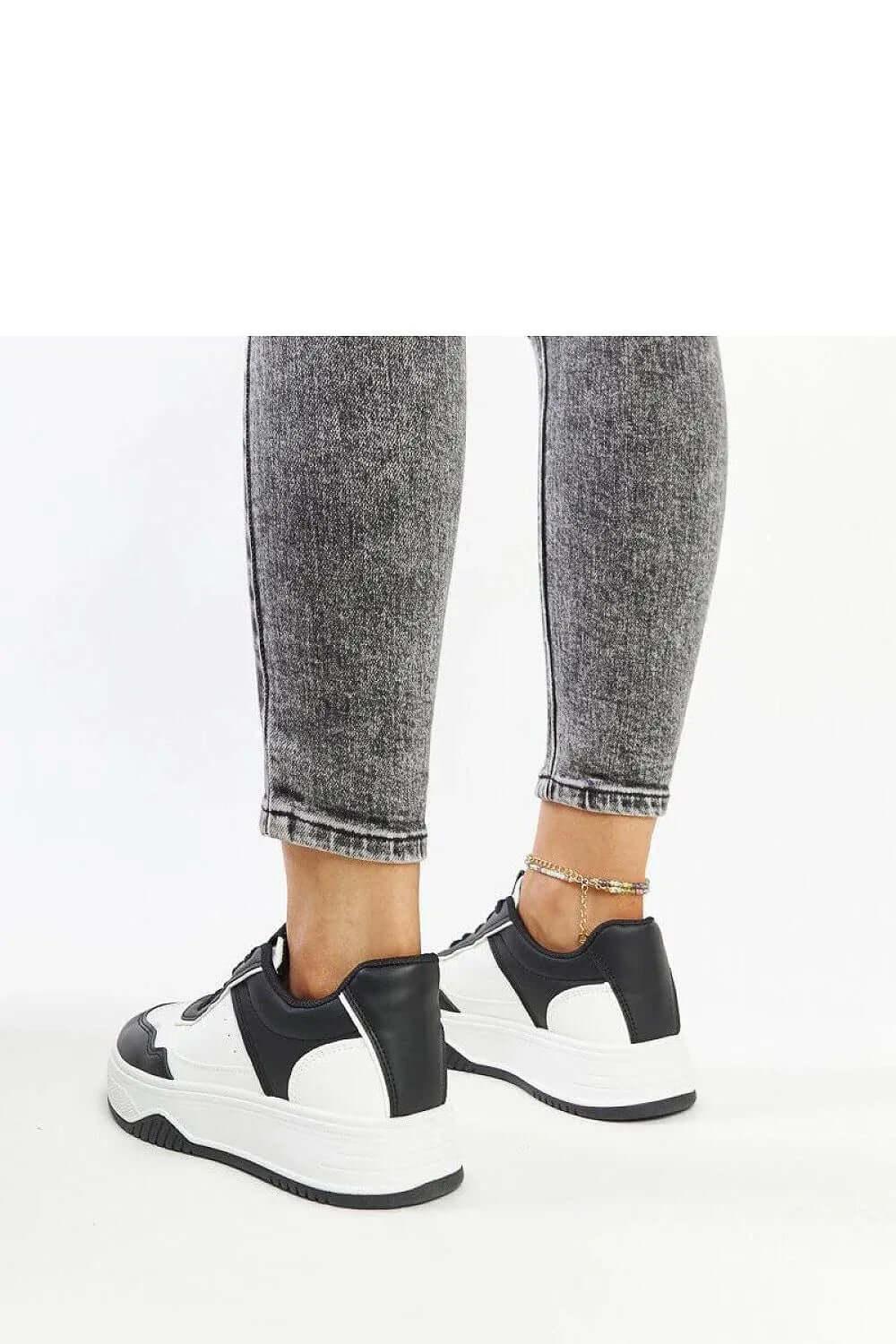 Sneakers Model 207412 Solea - Stay Covered - Stay Covered