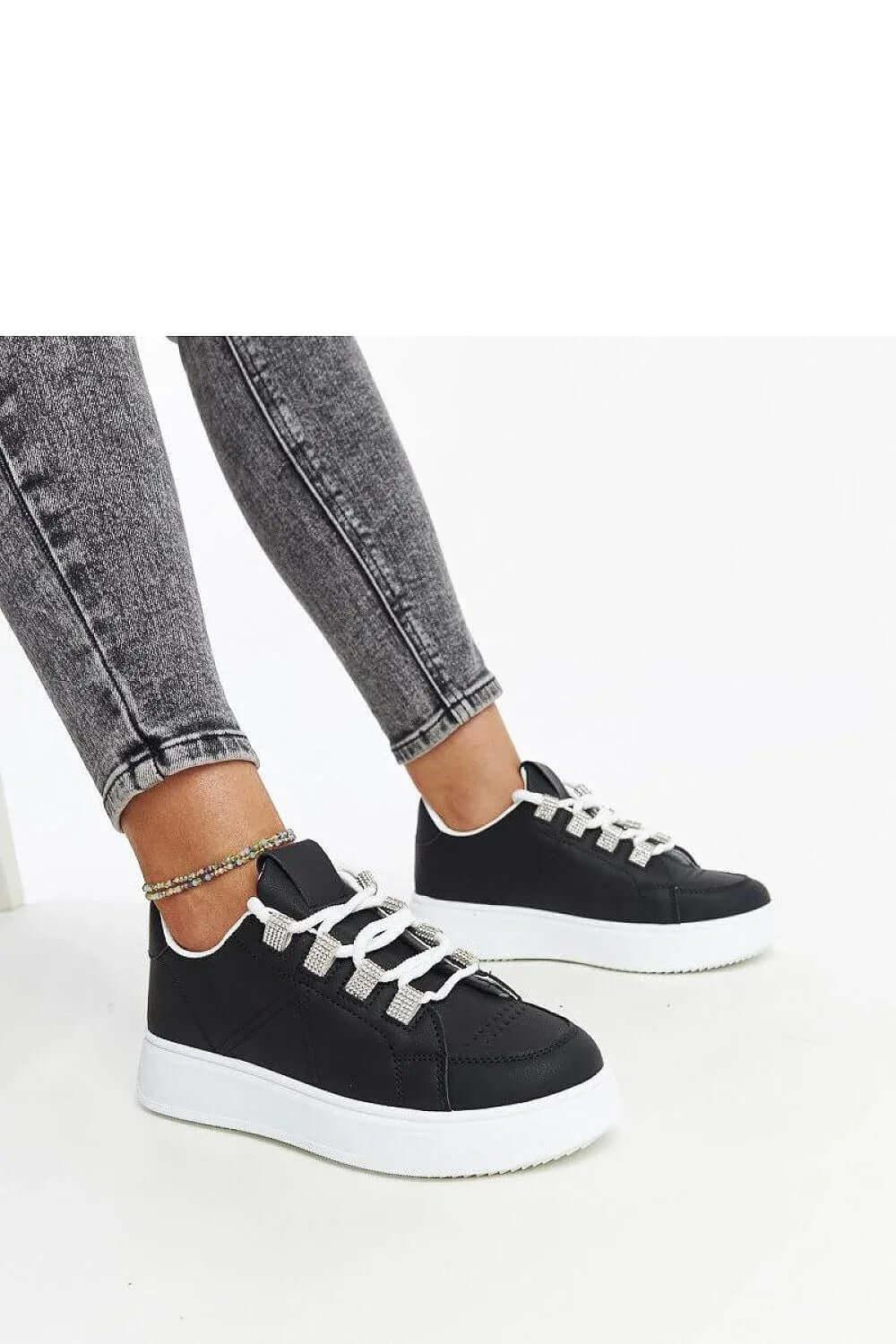 Sneakers Model 207441 Solea - Stay Covered - Stay Covered