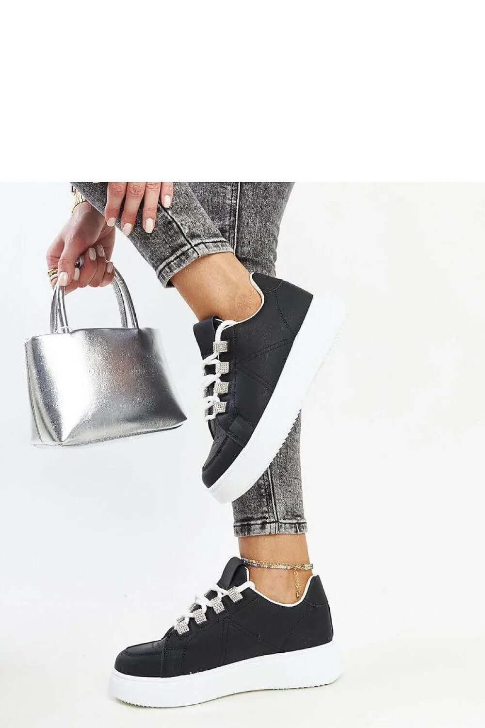 Sneakers Model 207441 Solea - Stay Covered - Stay Covered