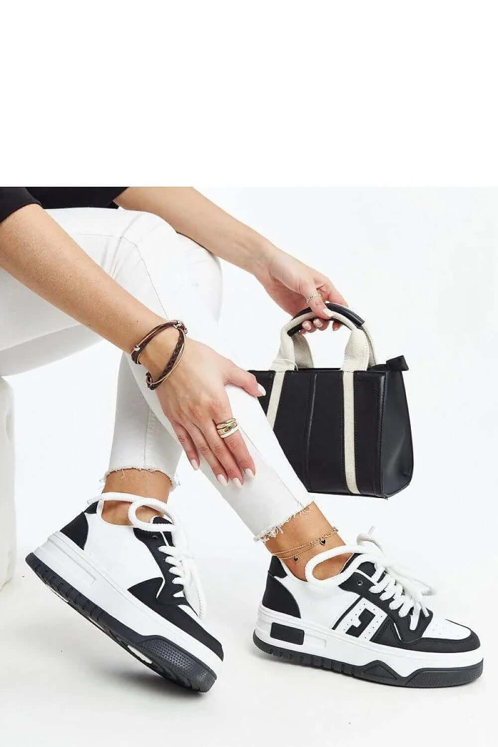 Sneakers Model 207462 Solea aus Kunstleder - Stay Covered