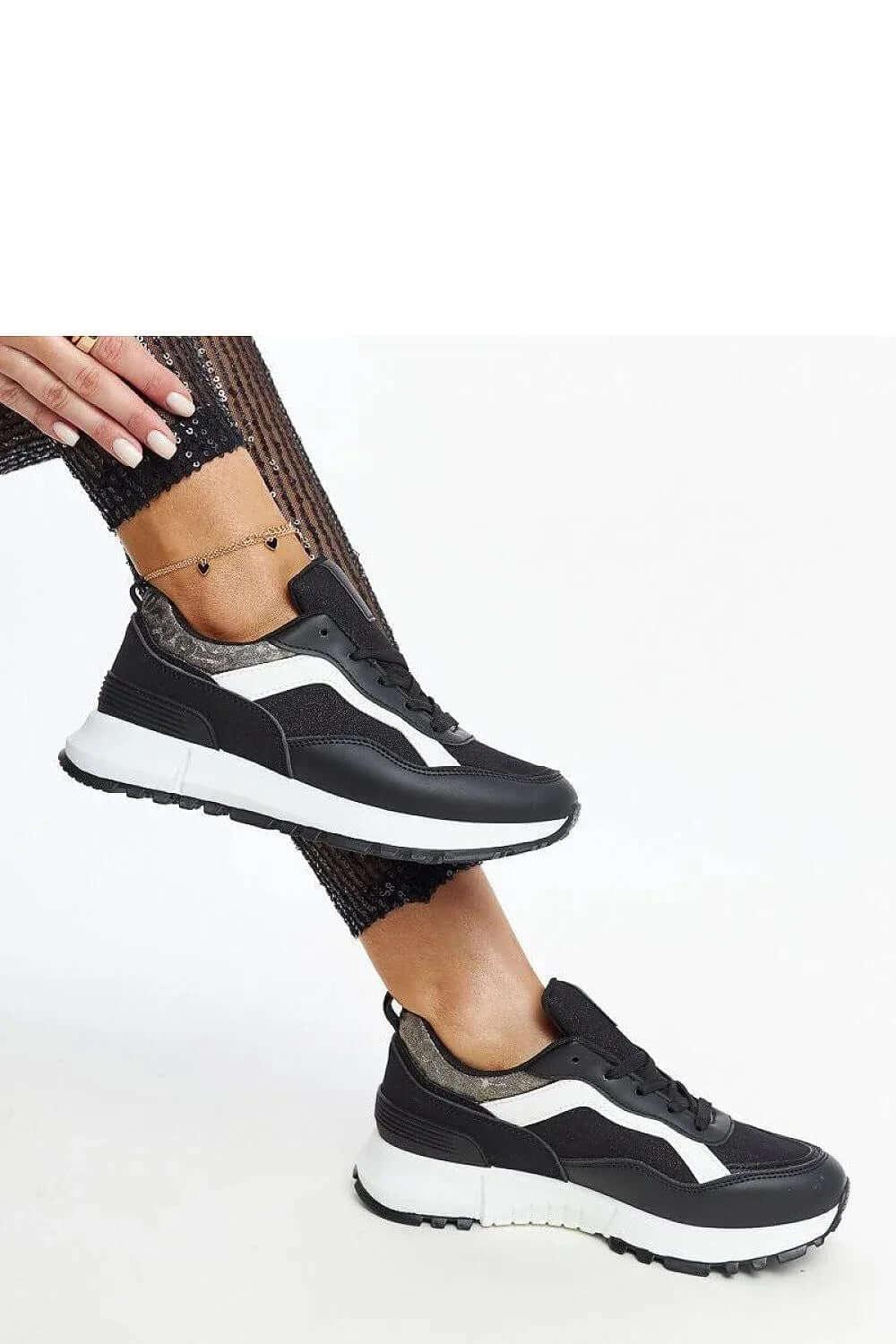 Sneakers Model 207467 Solea - Stay Covered - Stay Covered