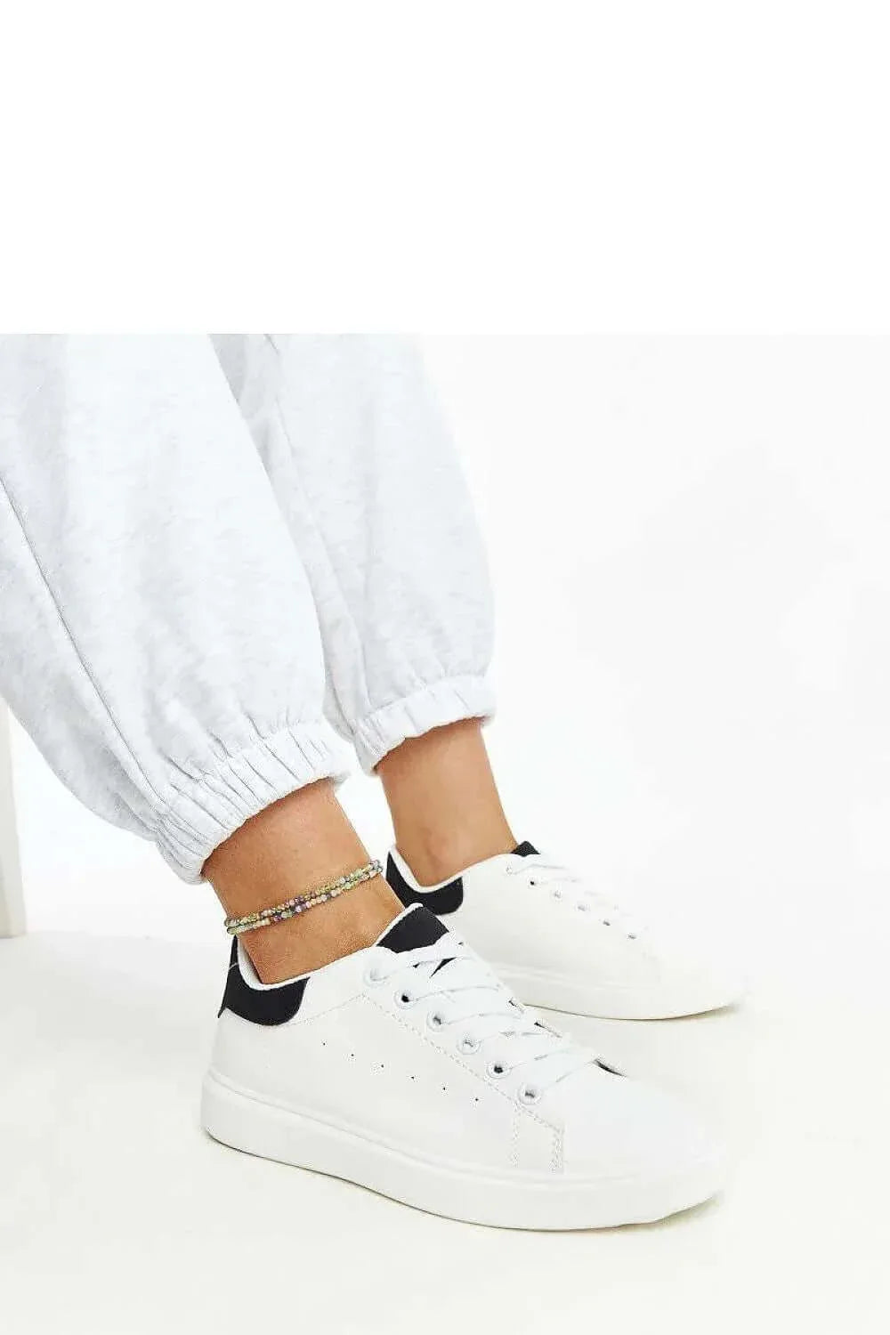 Sneakers Model 207472 Solea - Stay Covered - Stay Covered