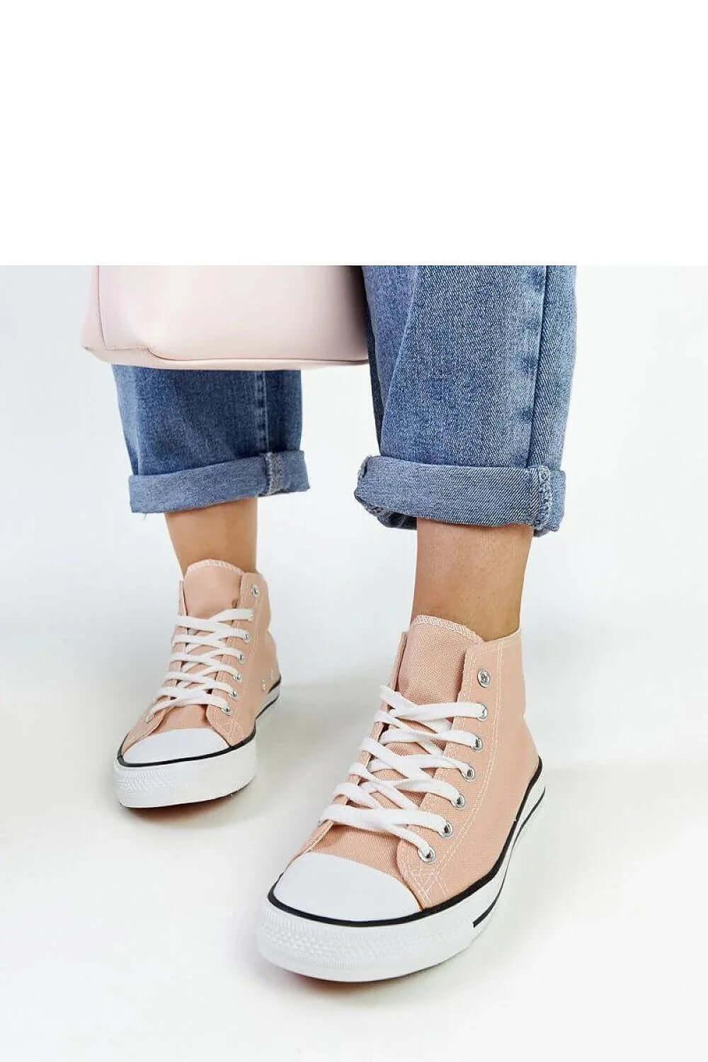 Sneakers Model 207501 Solea - Stay Covered - Stay Covered