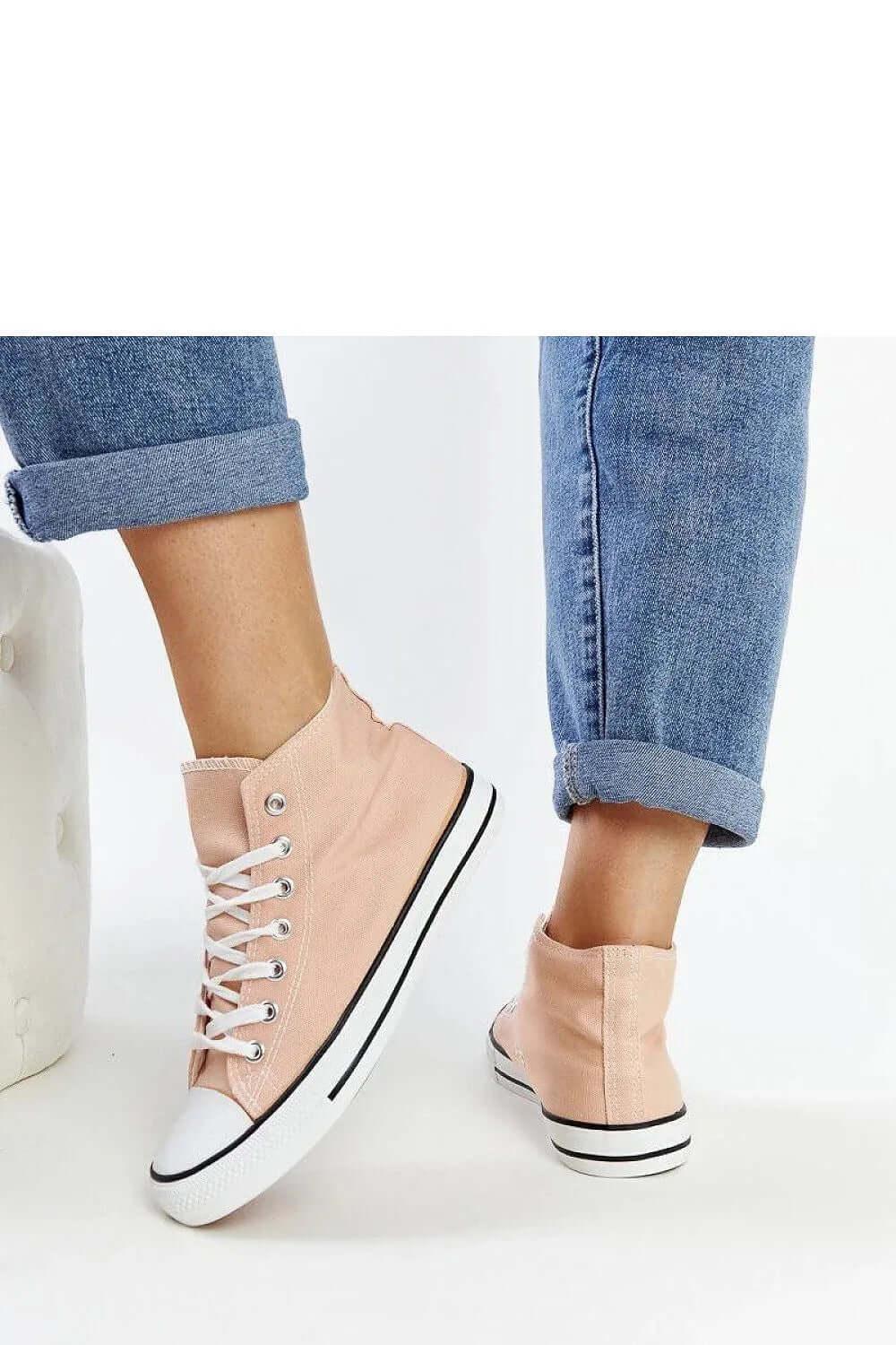 Sneakers Model 207501 Solea - Stay Covered - Stay Covered